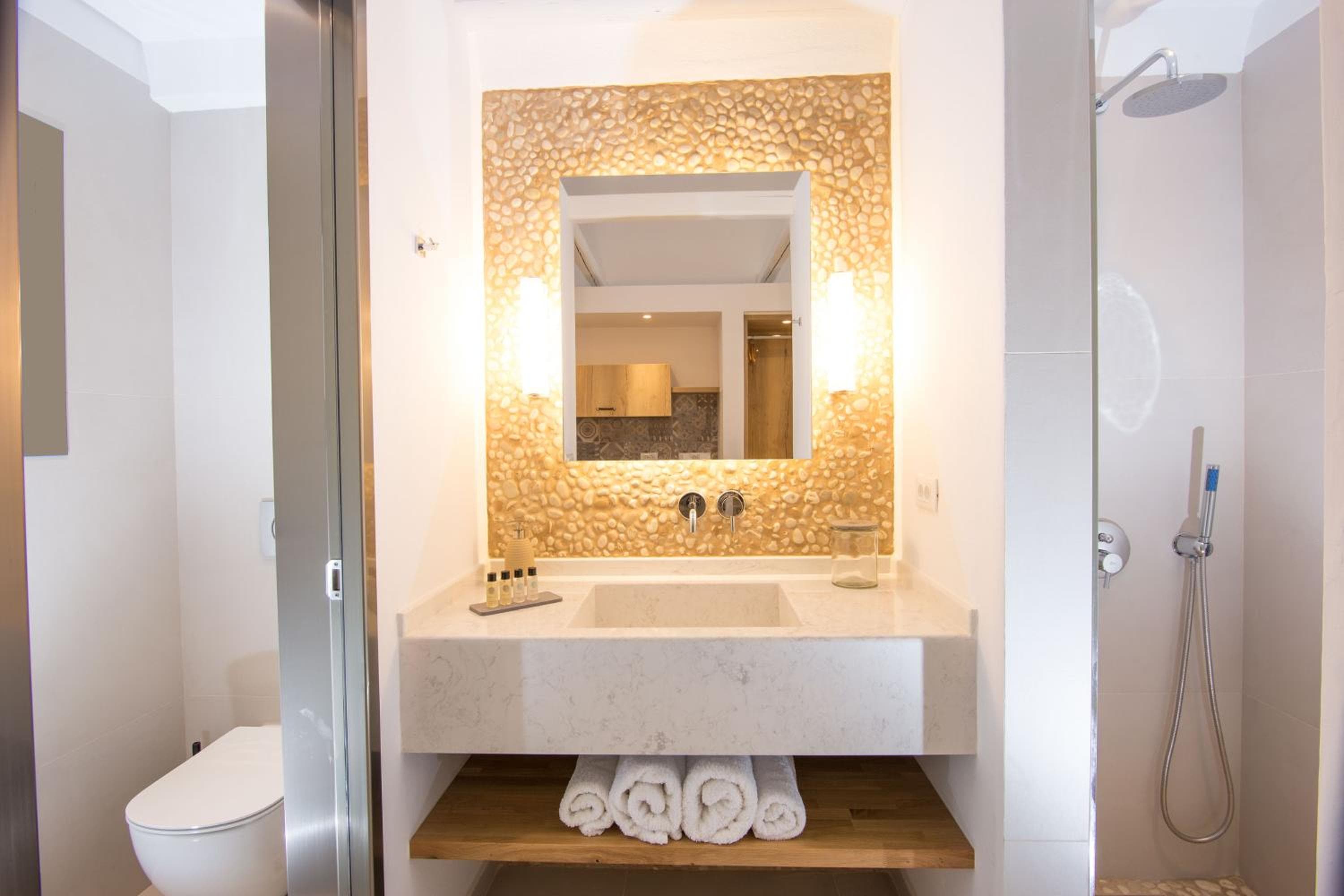 Louis Studios Santorini, Kamari, photo 3