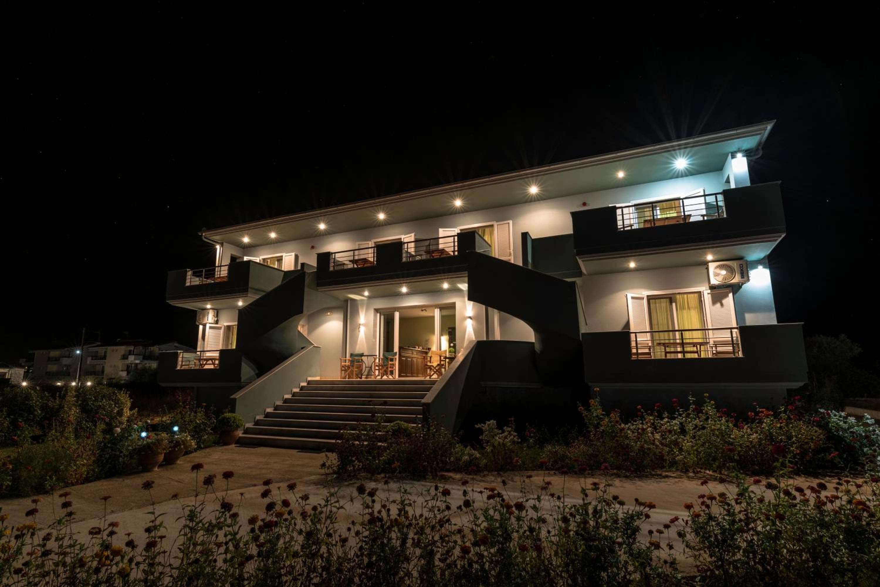 Zeus Apartments, Skala Potamias