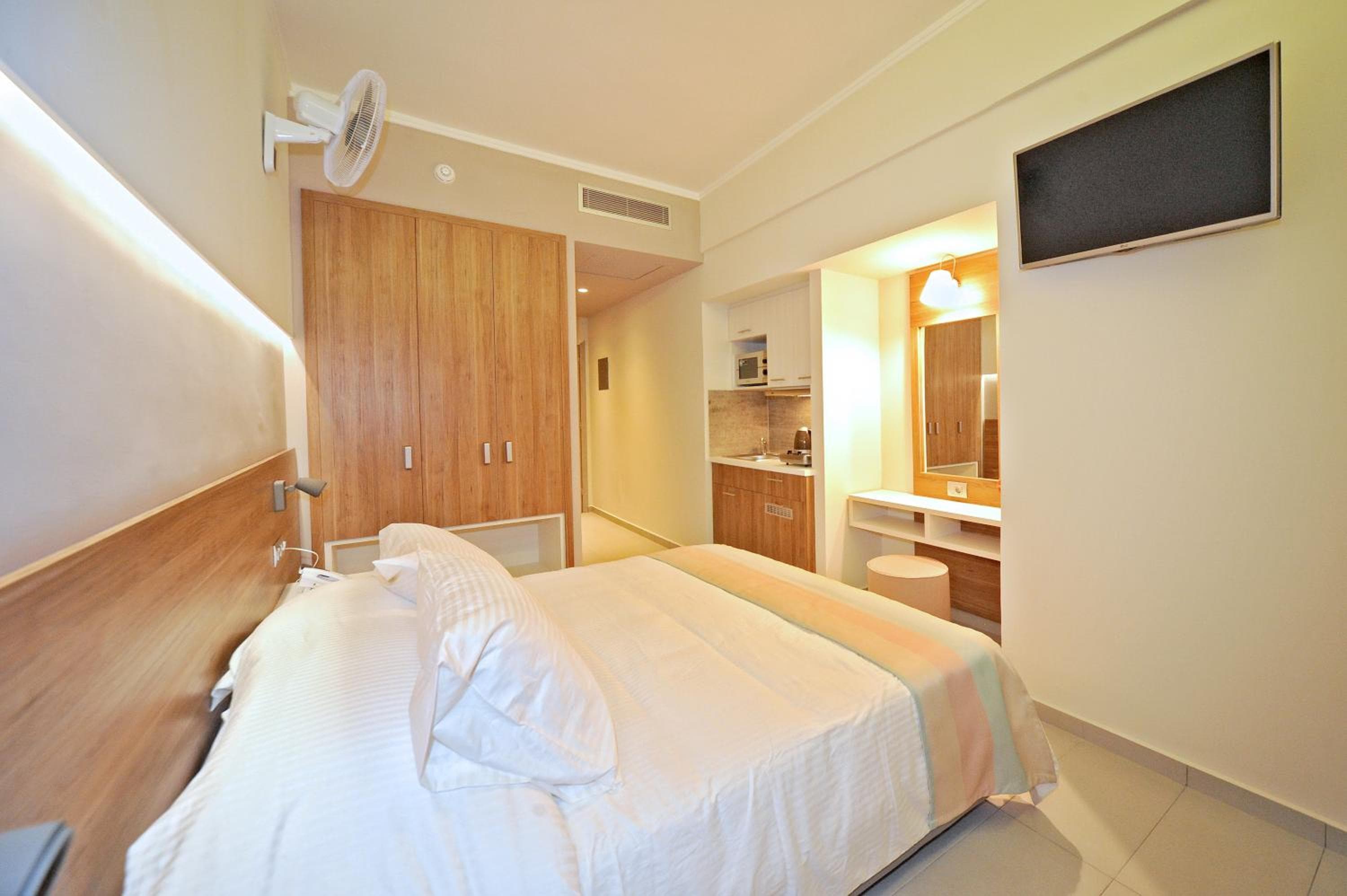 Astron Suites & Apartments, Kos Town, photo 6