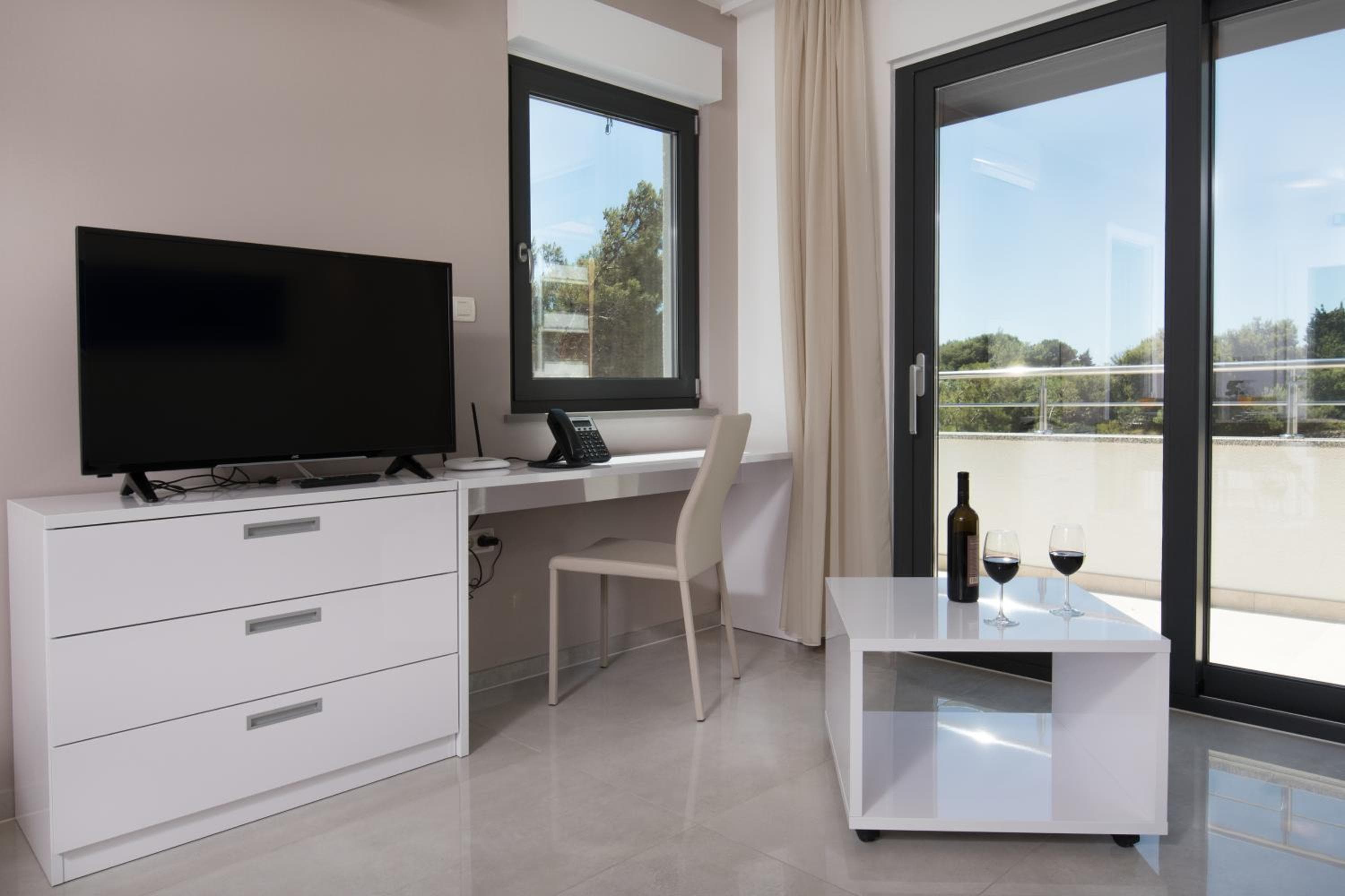 Aparthotel Punta Blu - POOL & SPA, Premantura, photo 2