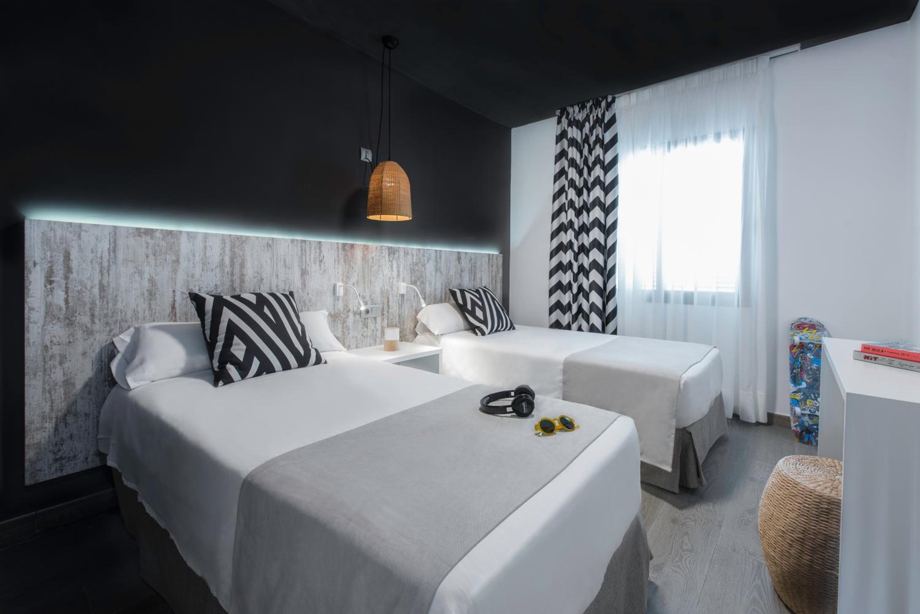 Aparthotel Vibra Mogambo - Adults only, Playa d'en Bossa