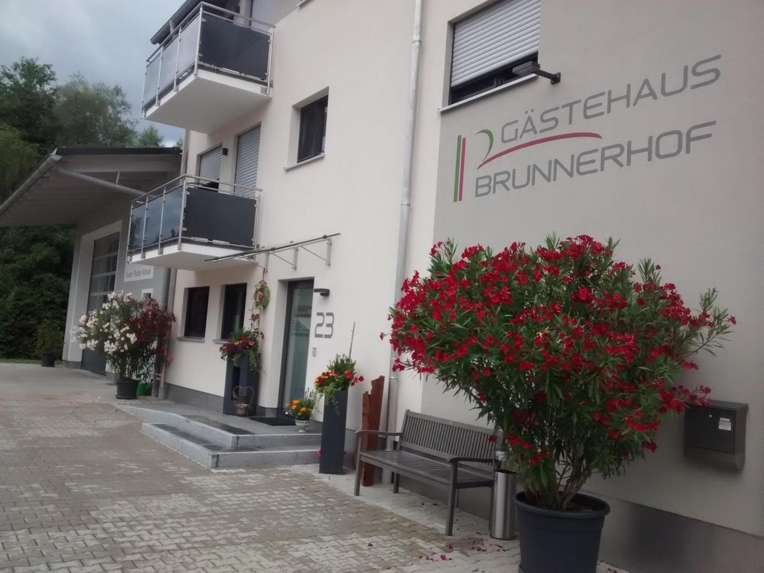 Gästehaus Brunnerhof - Eitting, Eitting