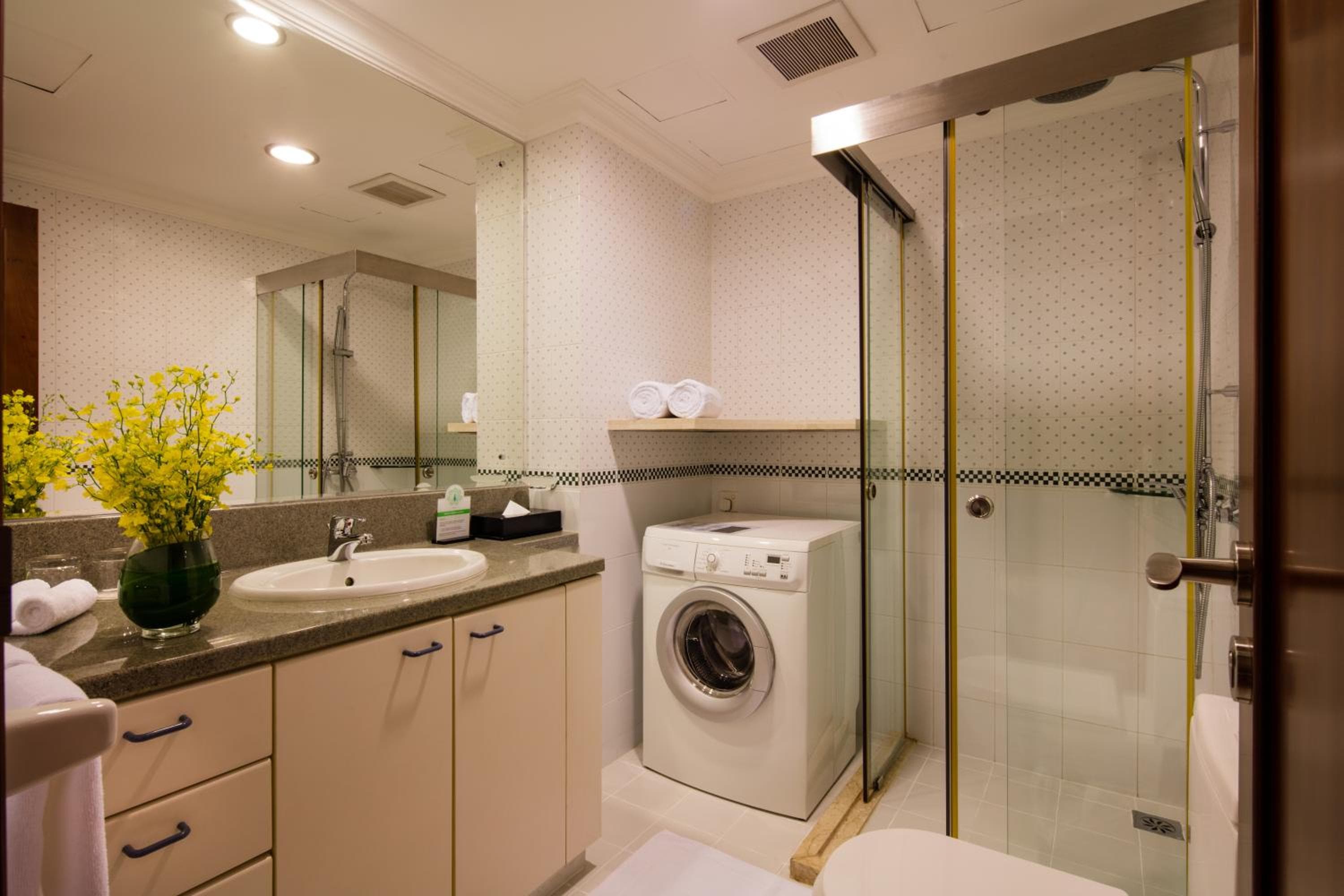 Norfolk Mansion - Luxury Serviced Apartment, Ho Chi Minh City, photo 2