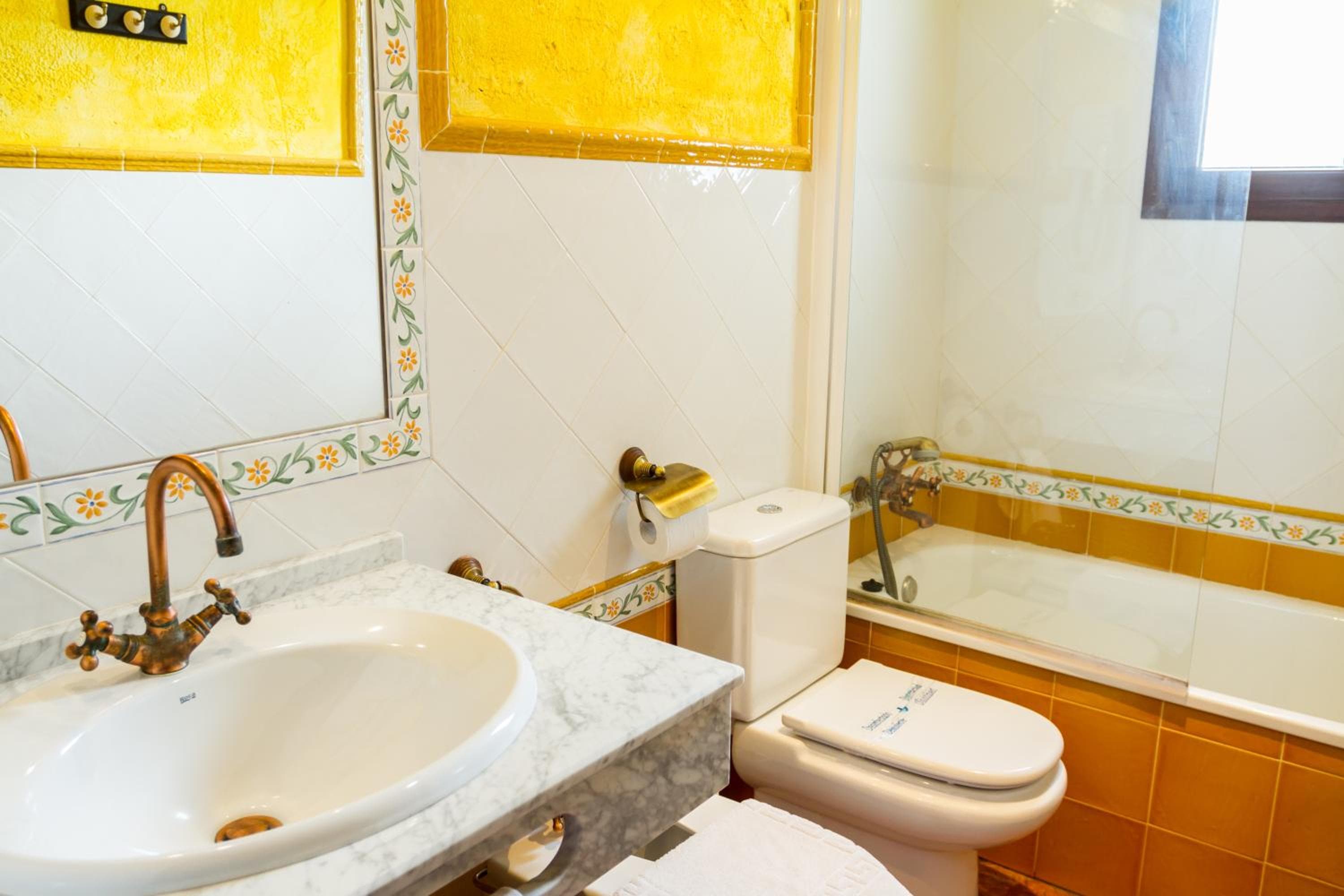 Aparthotel Rural 12 Caños, Galaroza