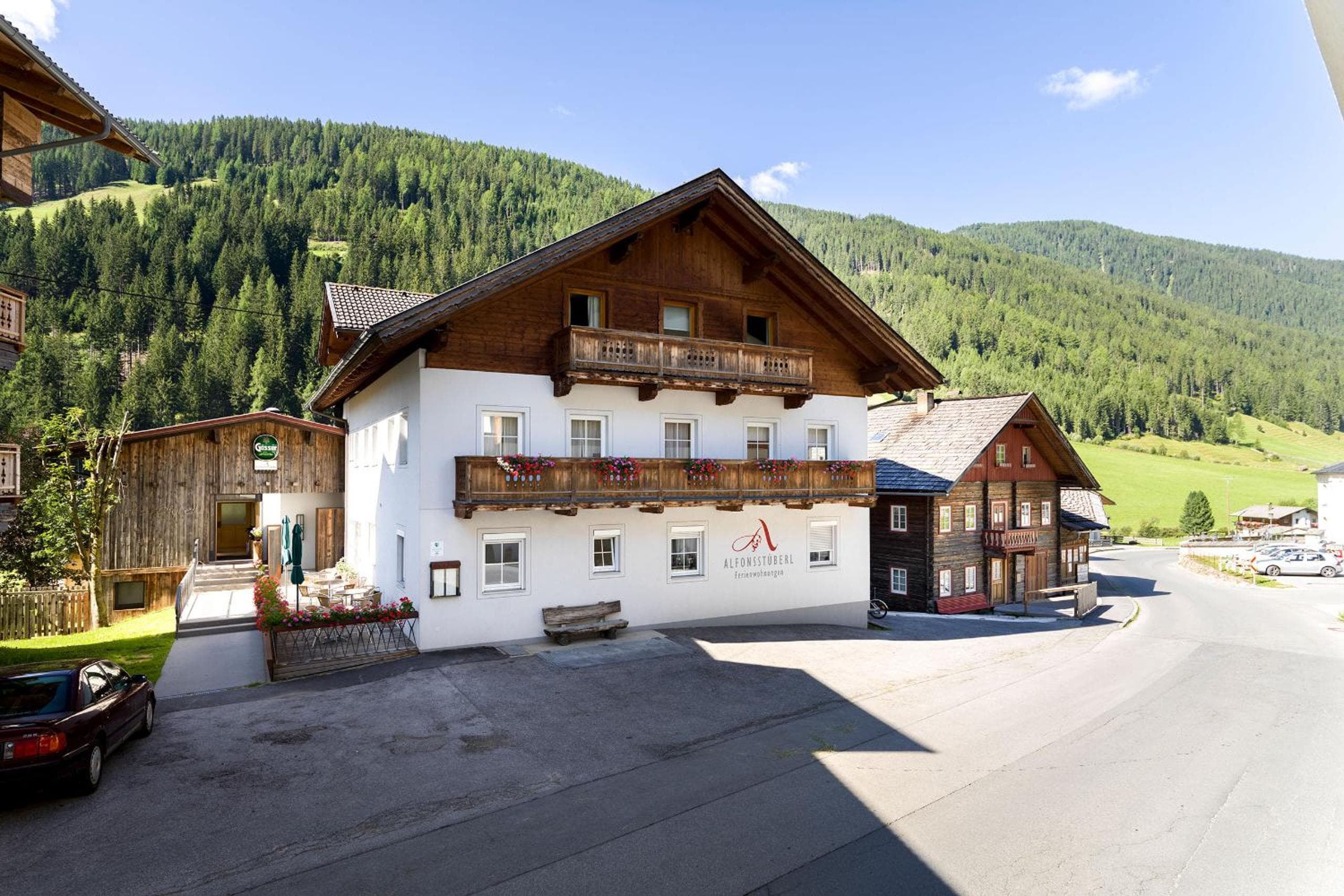 Alfonsstüberl - Ferienwohnungen & Restaurant, Innervillgraten