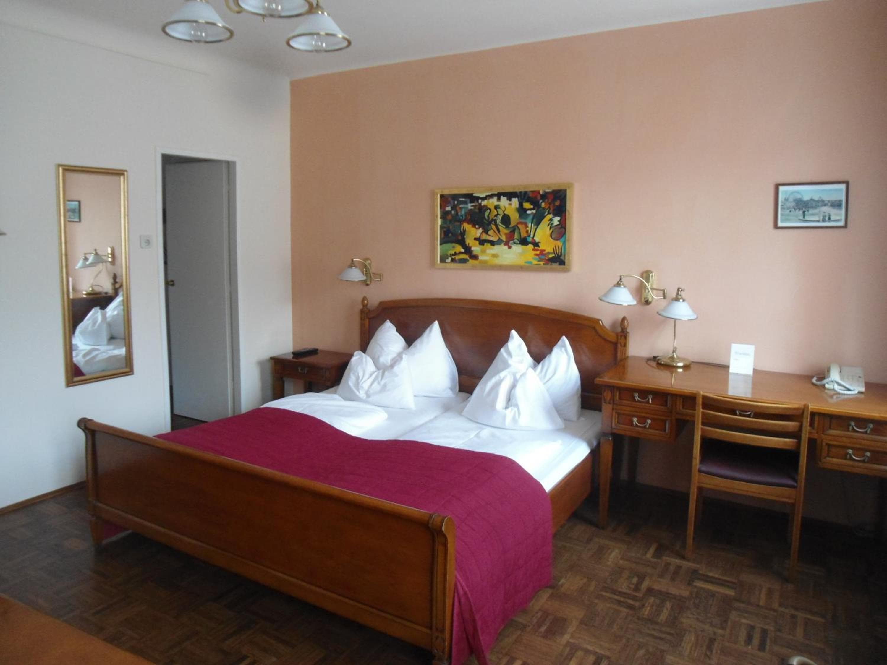 Hotel room at Hotel Apartment Rothensteiner