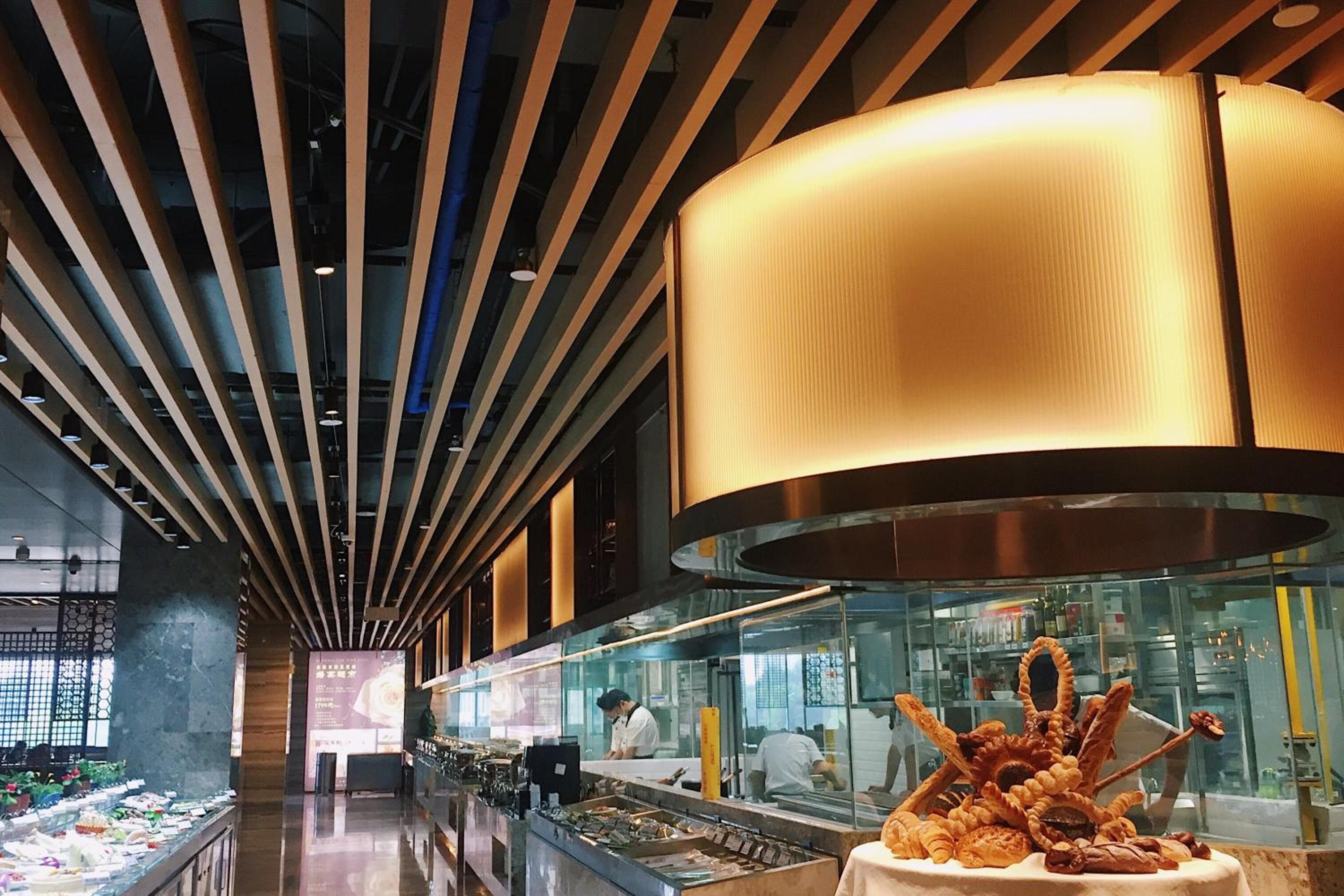 Yantai Meiya International ApartHotel (Previous Ramada Plaza), Yantai, photo 3