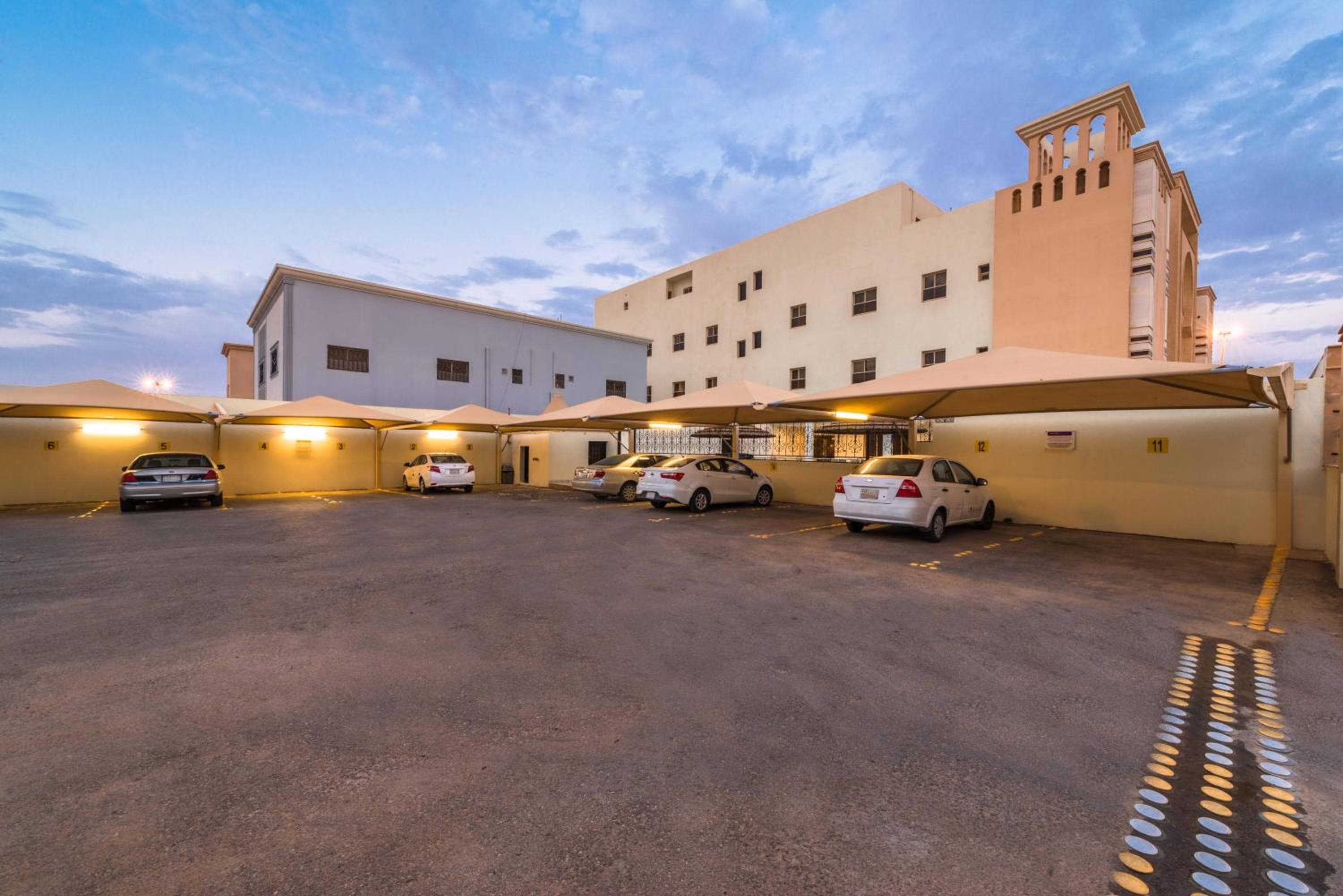 Boudl Al Fakhria, Unayzah, photo 6