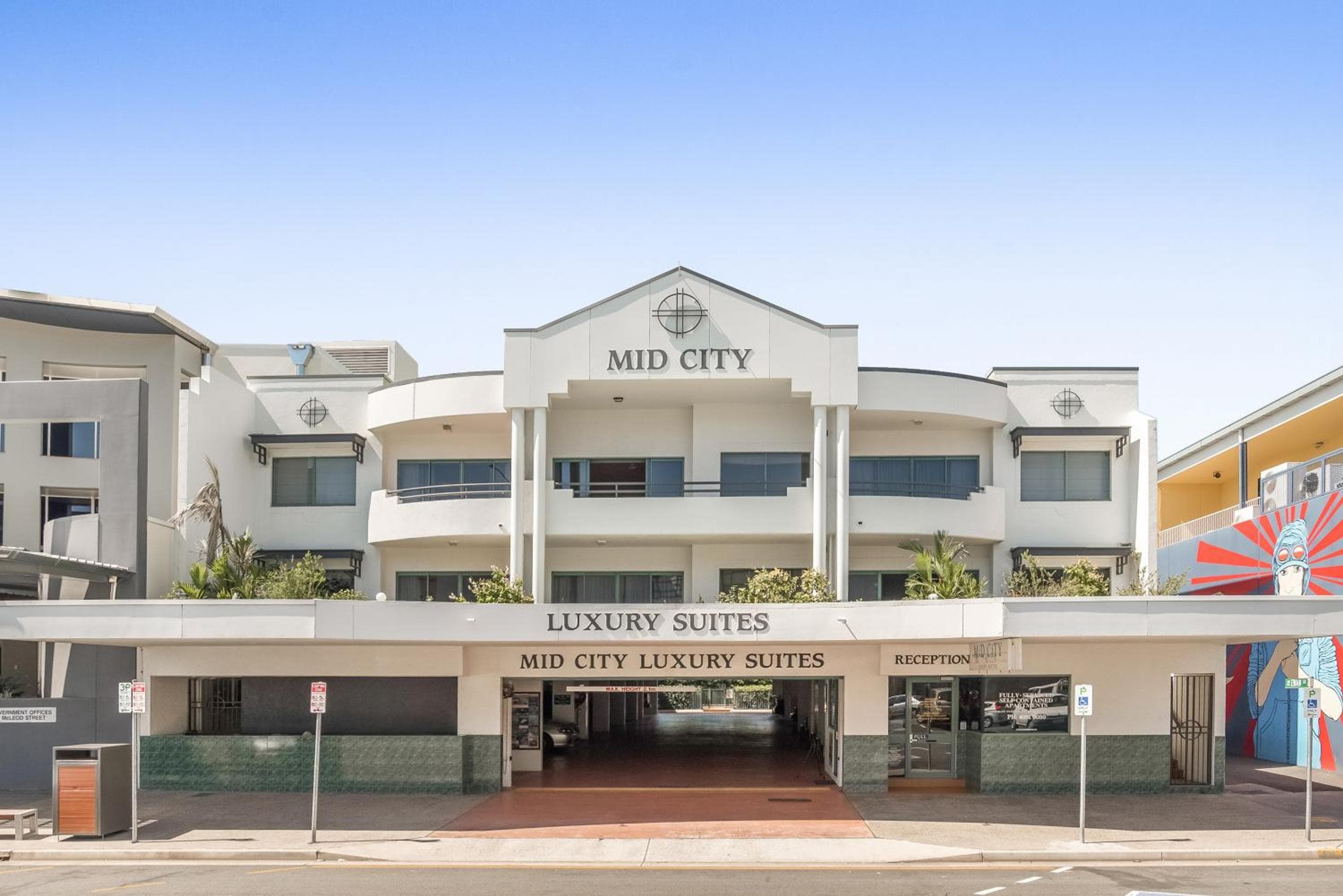 Mid City Luxury Suites, Cairns