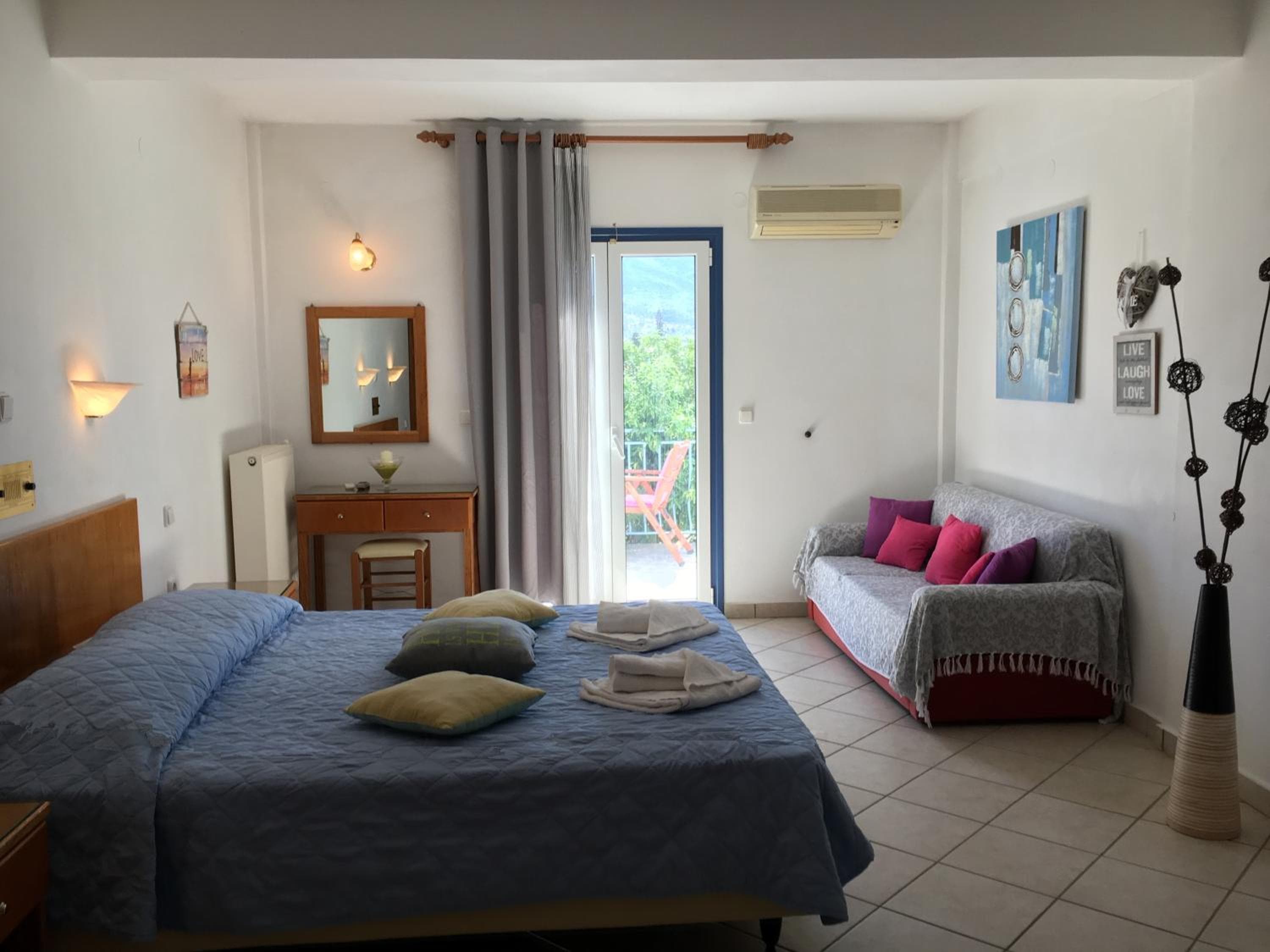 KTM Sunny Villas, Poros, photo 3