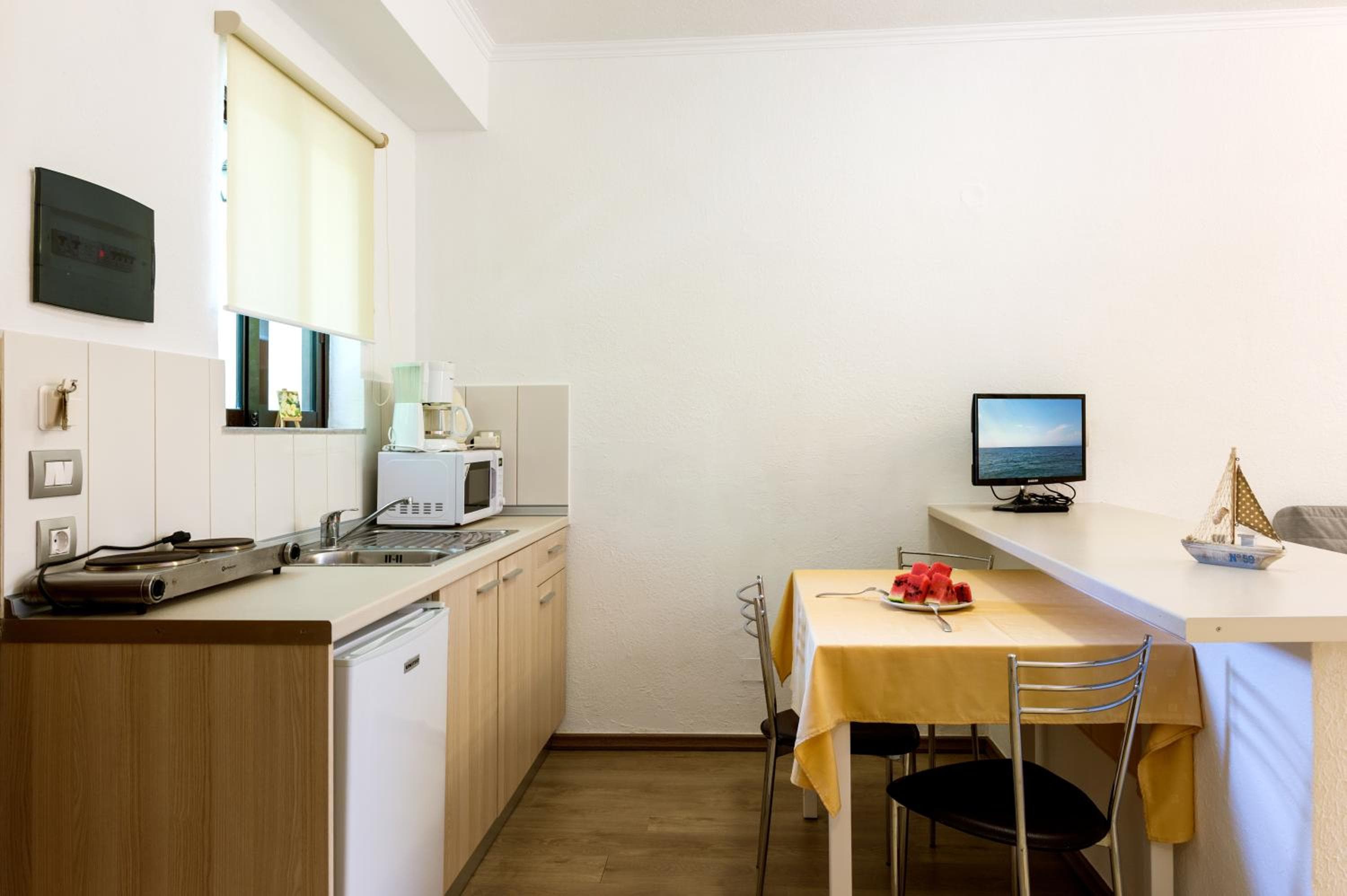 Terinikos Sunny Garden Hotel & Junior Suites, Ialyssos, photo 6