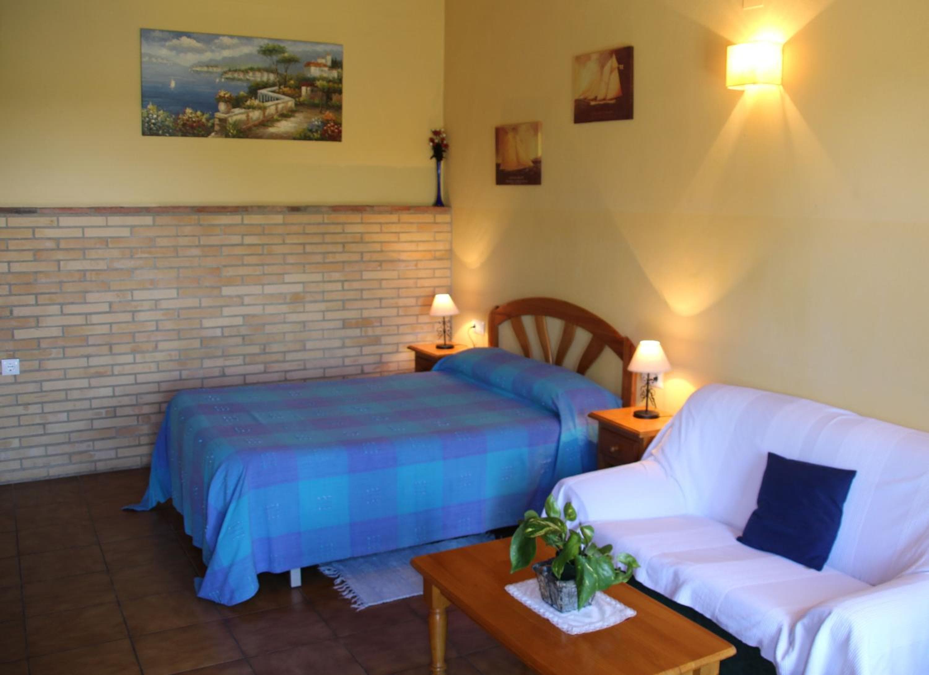 Aparthotel Las Palomas, La Puebla de los Infantes, photo 3