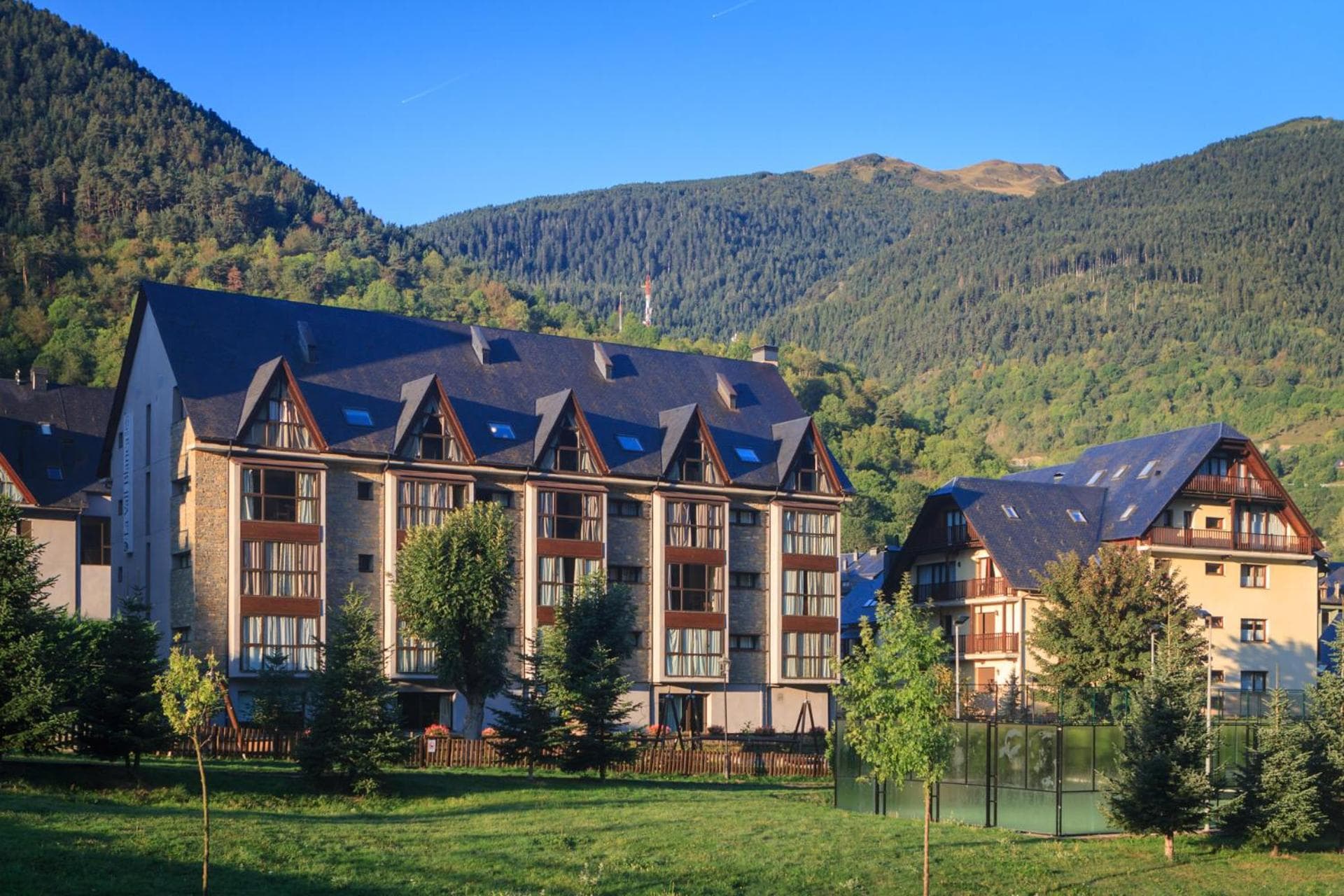 Aparthotel La Vall Blanca, Vielha, photo 2