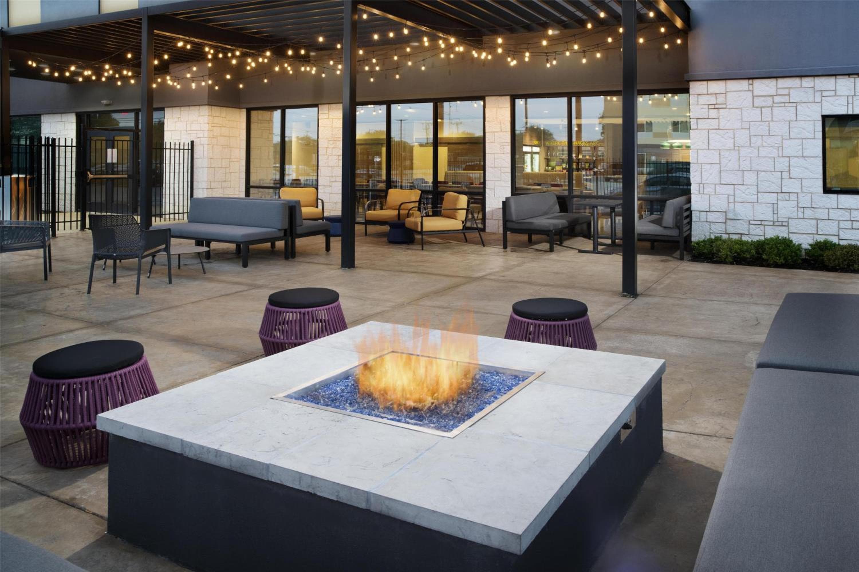 Home2 Suites By Hilton Dallas East, Dallas, photo 3
