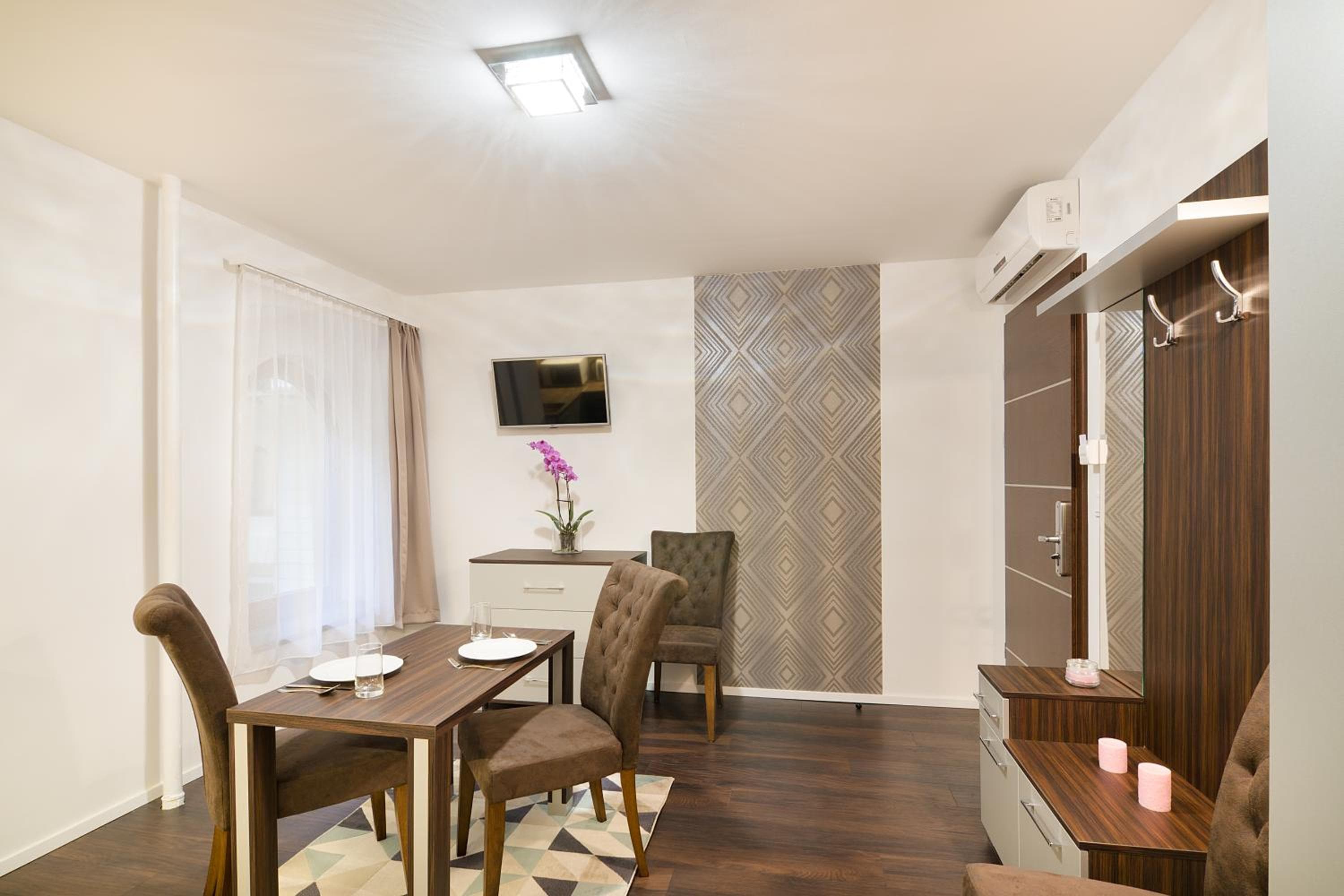Paulay Downtown Apartments, Budapest, photo 3