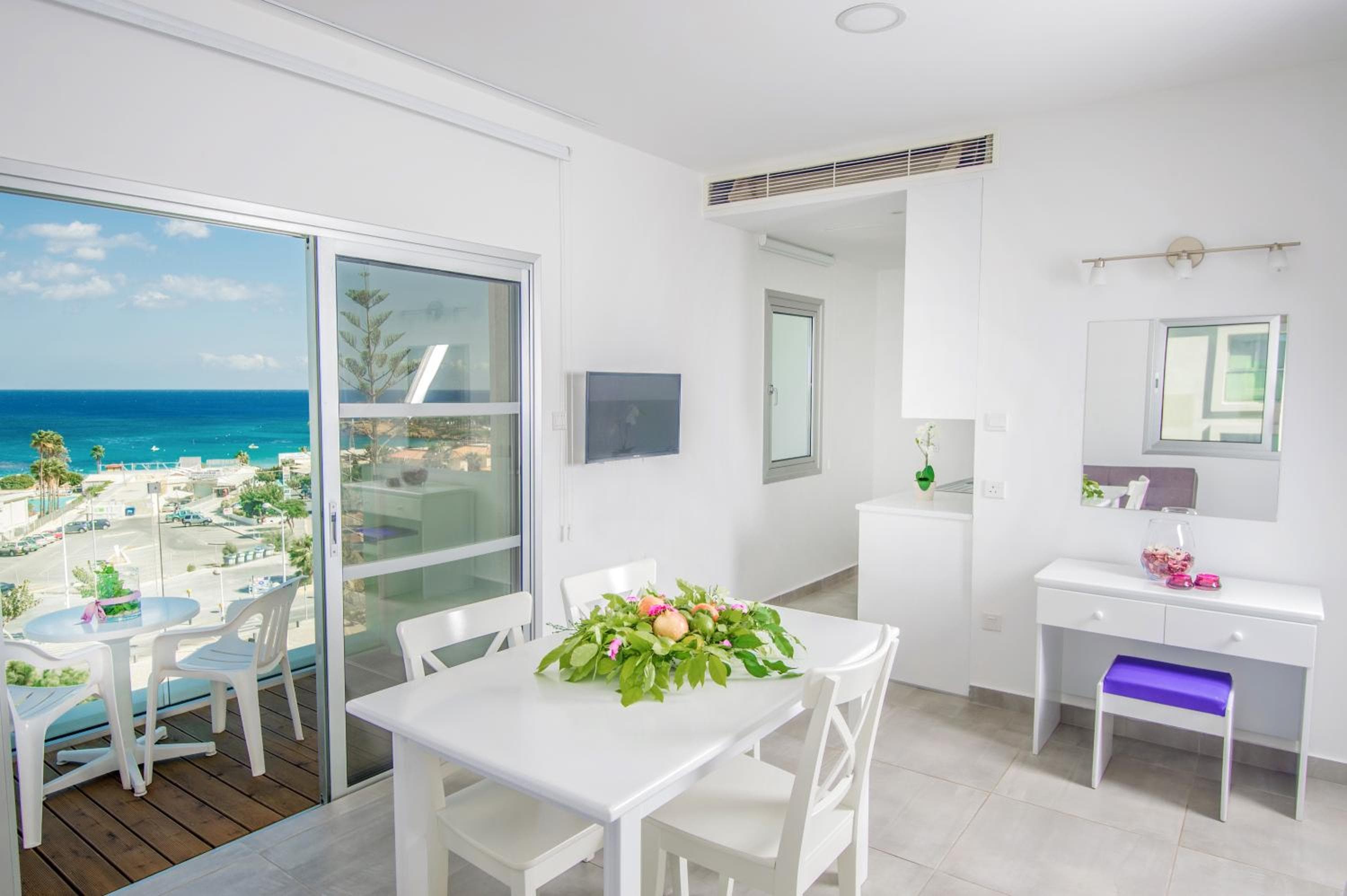 Alva Hotel Apartments, Protaras, photo 4