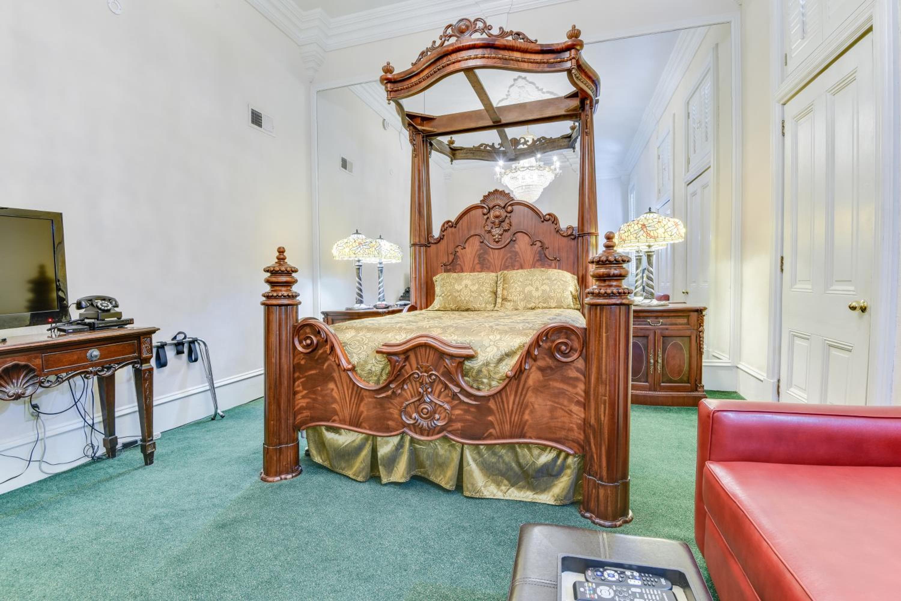 Chateau Orleans, New Orleans, photo 4