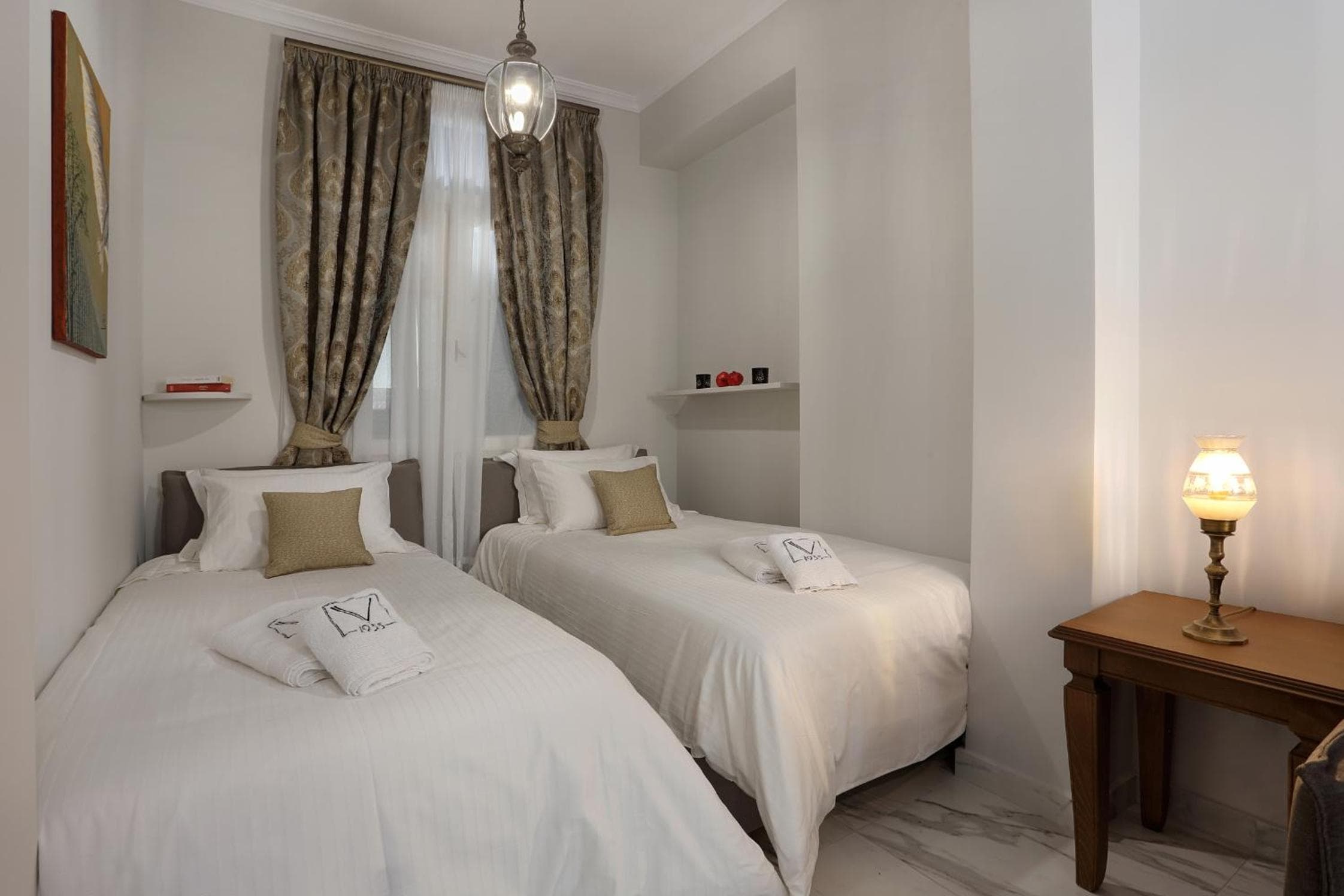 V1935 Luxurious Apartments, Athens