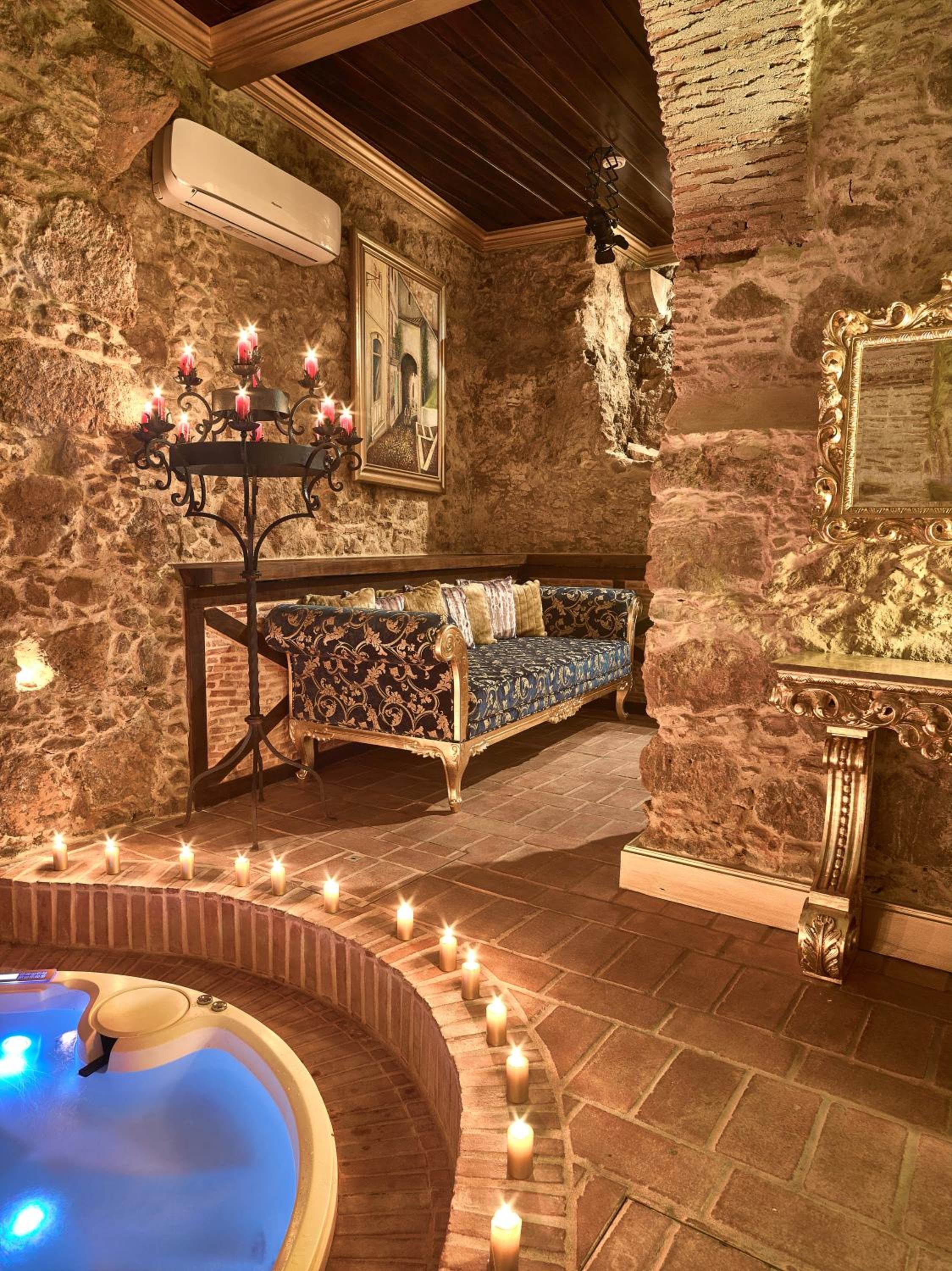 Bathroom at Solar Antigo Luxury Spa Coimbra