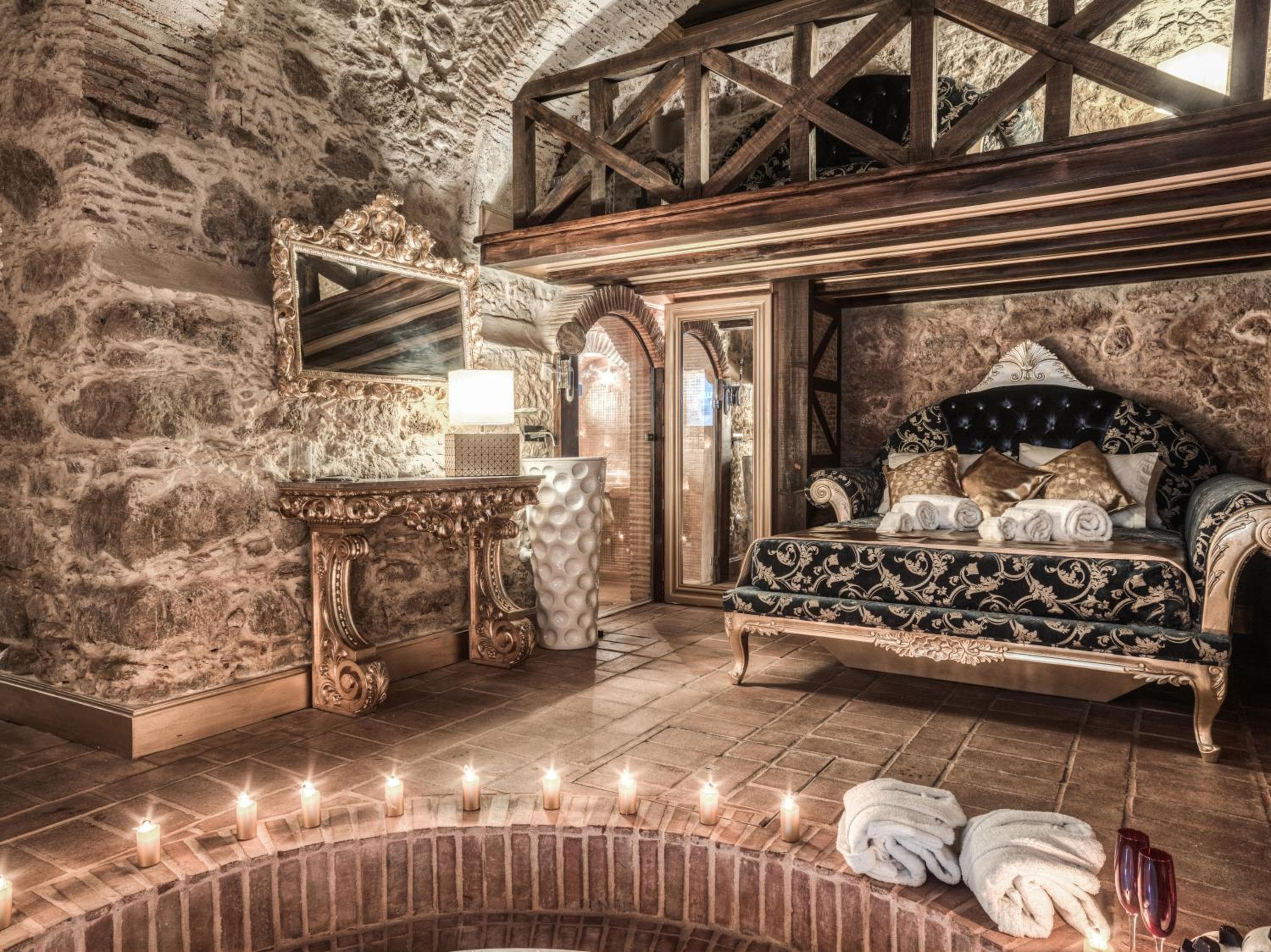 Hotel room at Solar Antigo Luxury Spa Coimbra