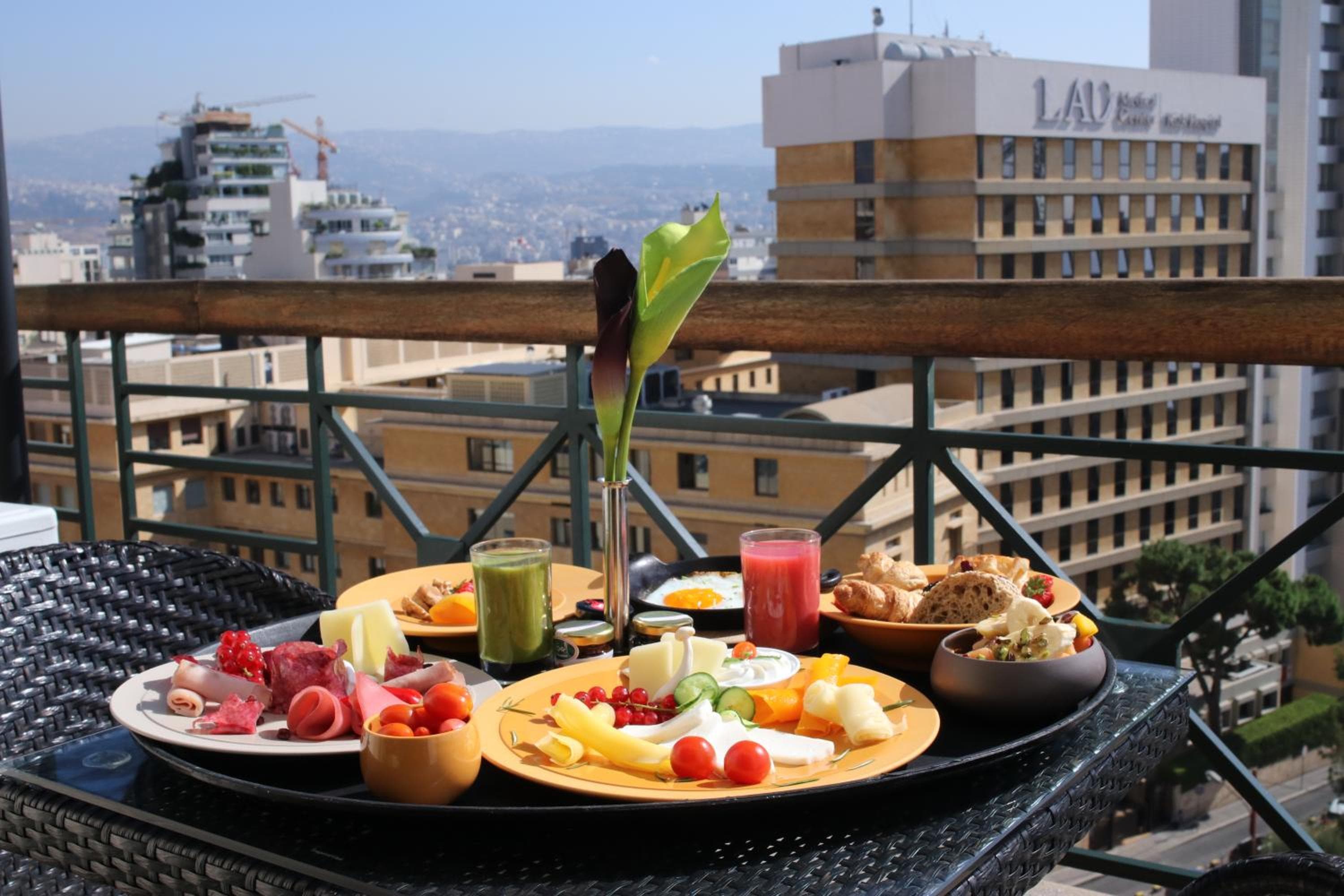 ParkTower Suites, photo 2