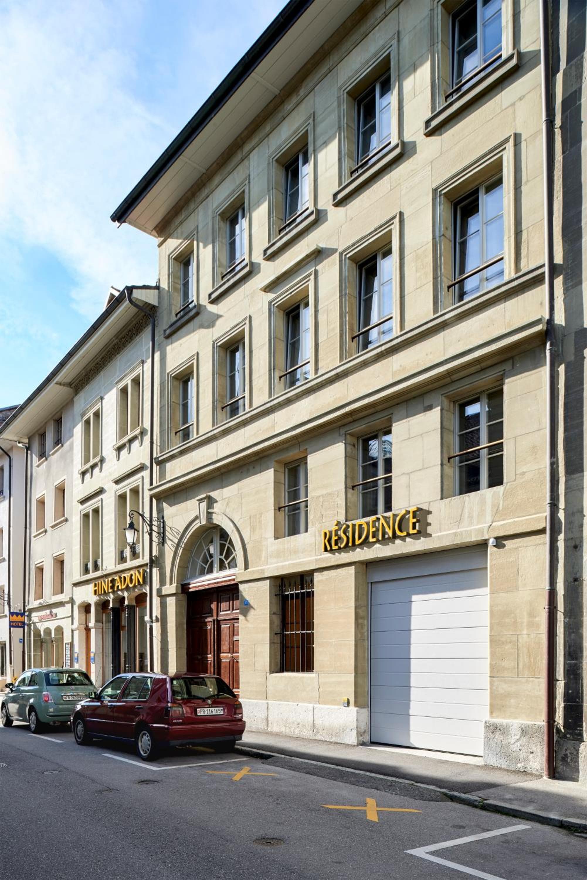 Hine Adon Fribourg City Aparthotel Self checkin, Fribourg