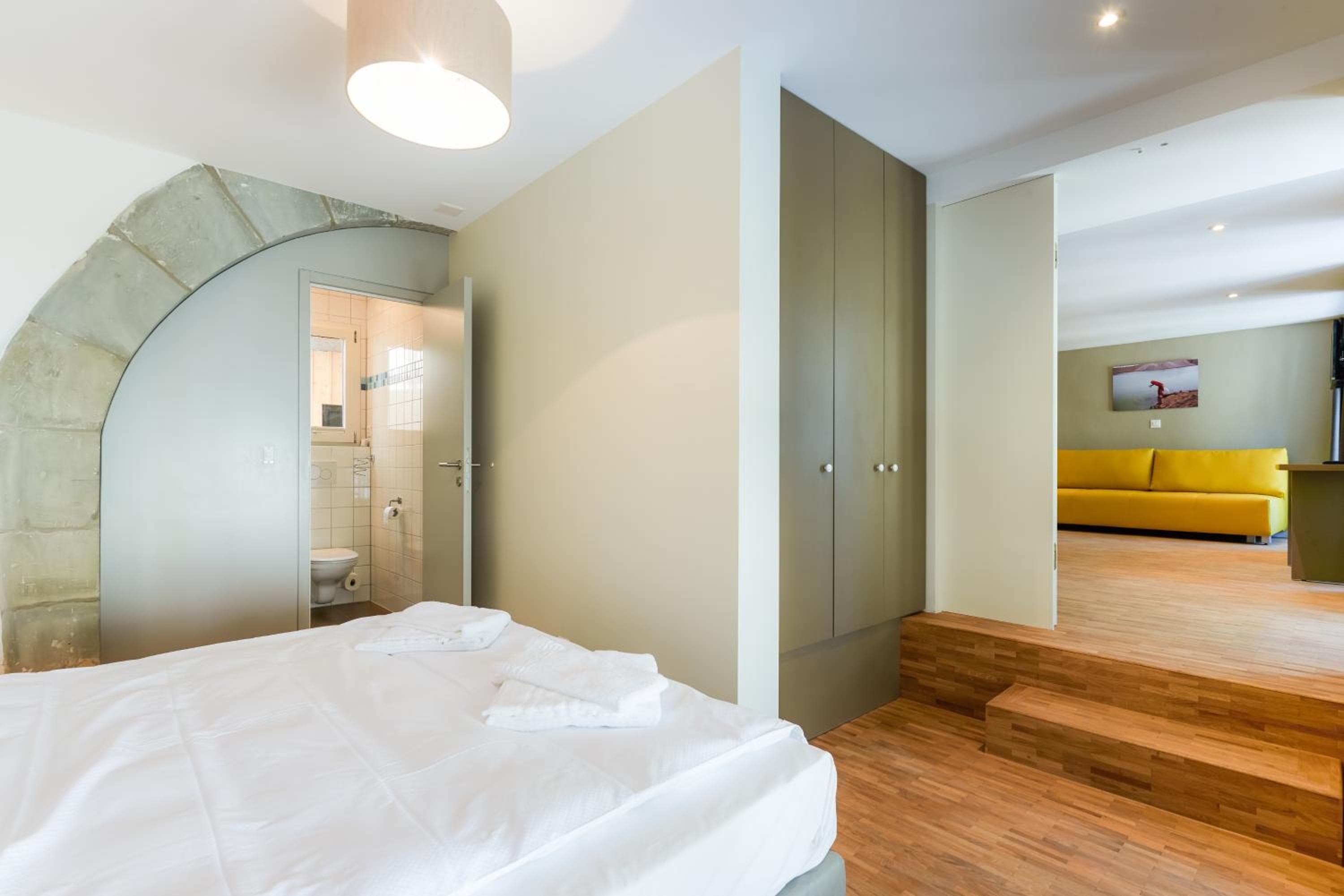 Hine Adon Fribourg City Aparthotel Self checkin, Fribourg, photo 2