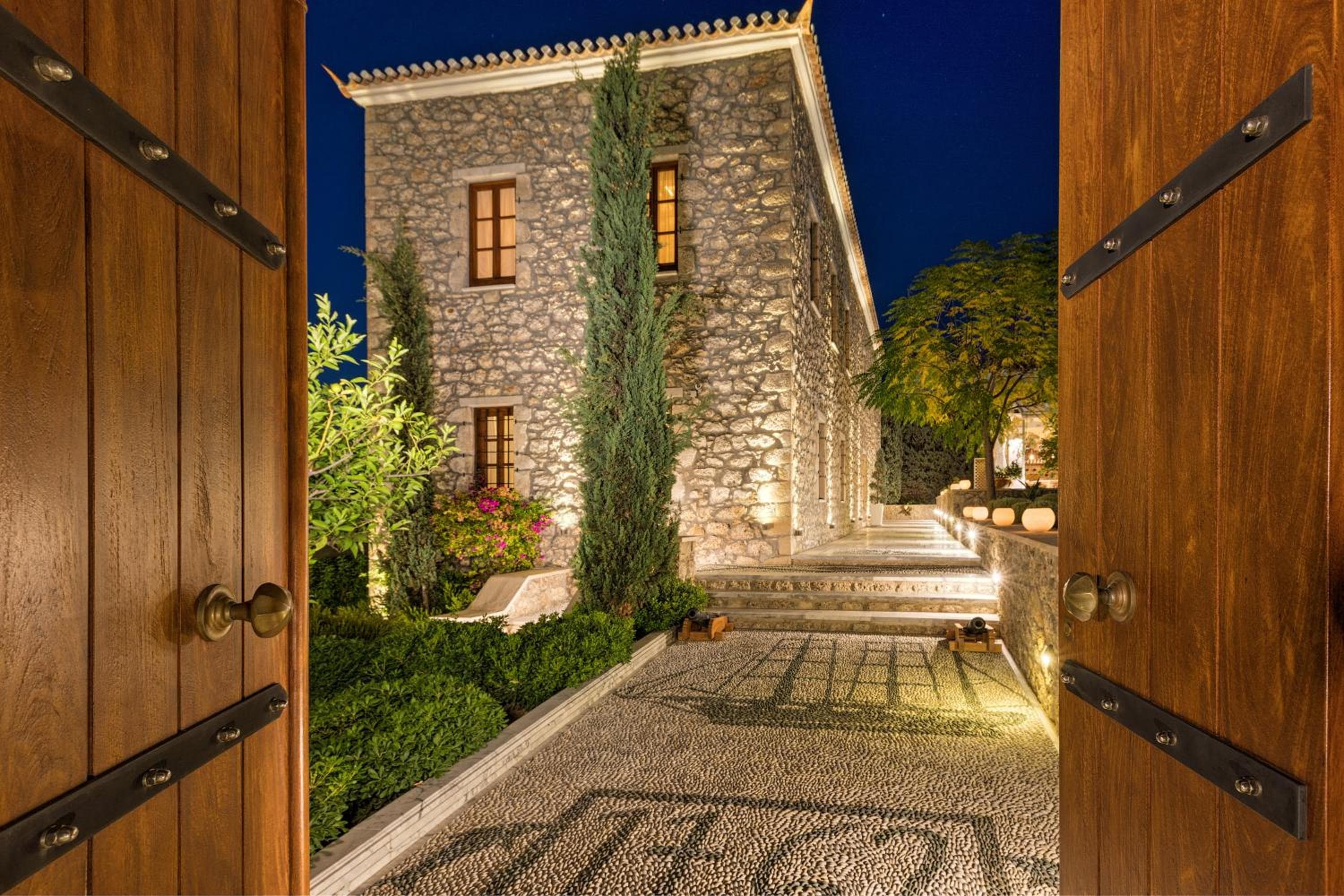 Mare Monte Luxury Suites, Spetses