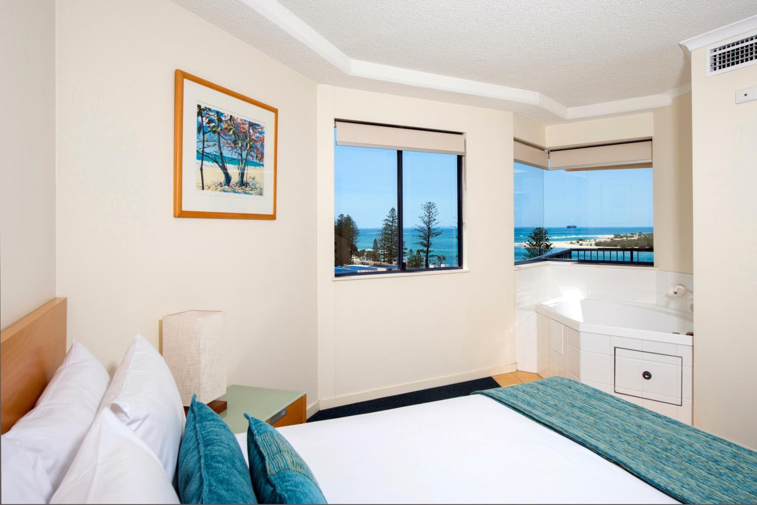 Hotel room at BreakFree Grand Pacific