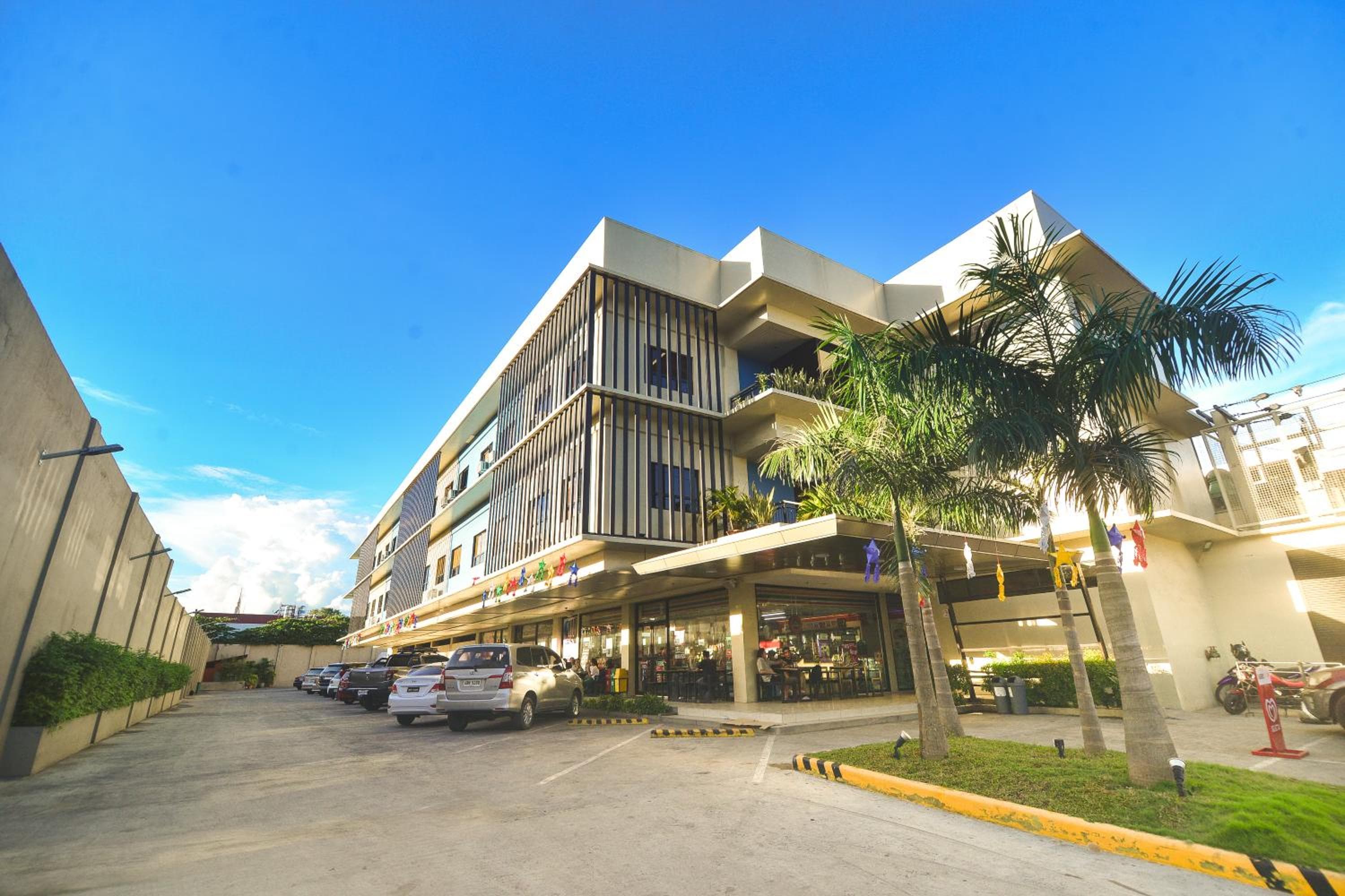 Felix Residences, photo 1