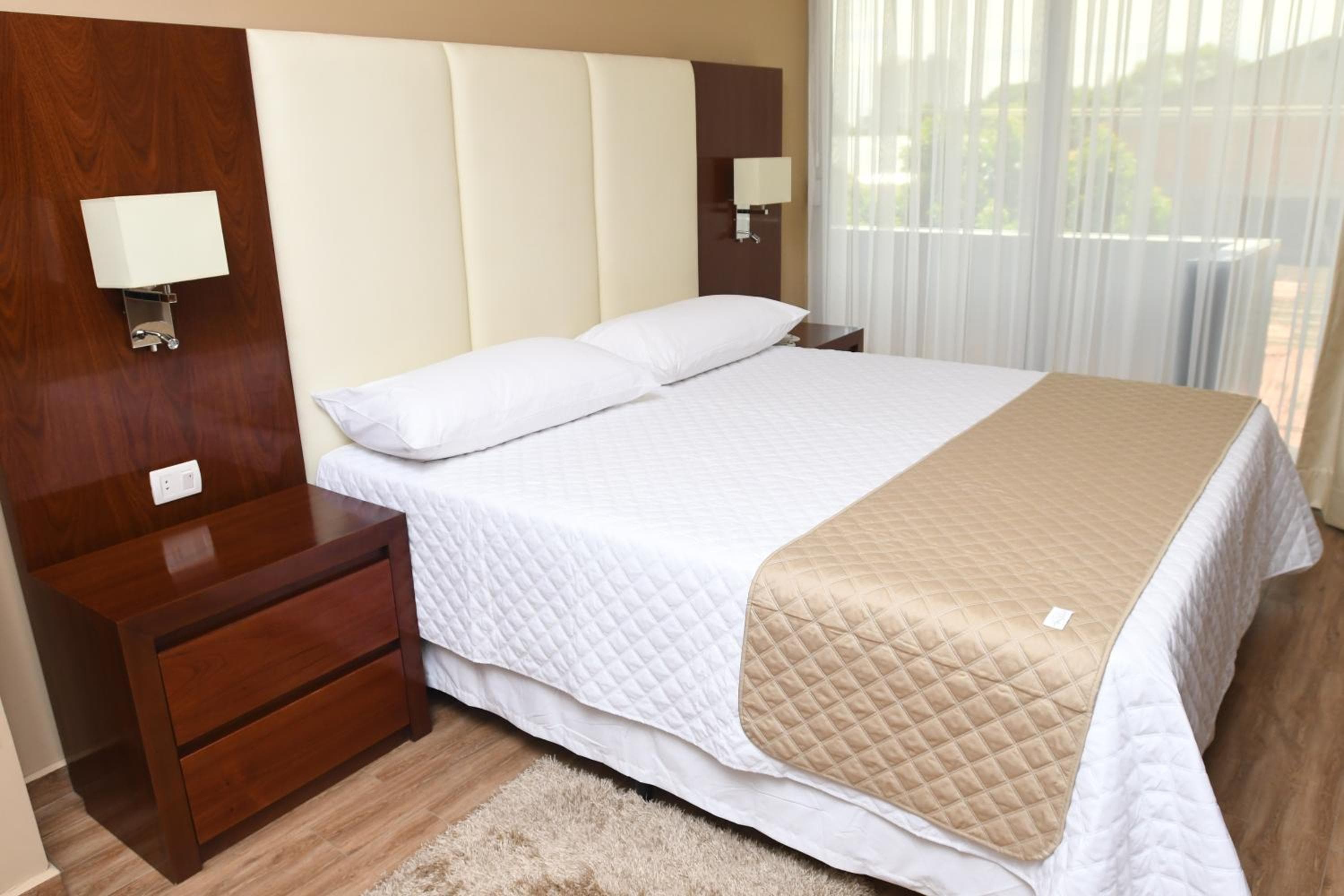 Taos Apart Hotel, Santa Cruz de la Sierra, photo 2