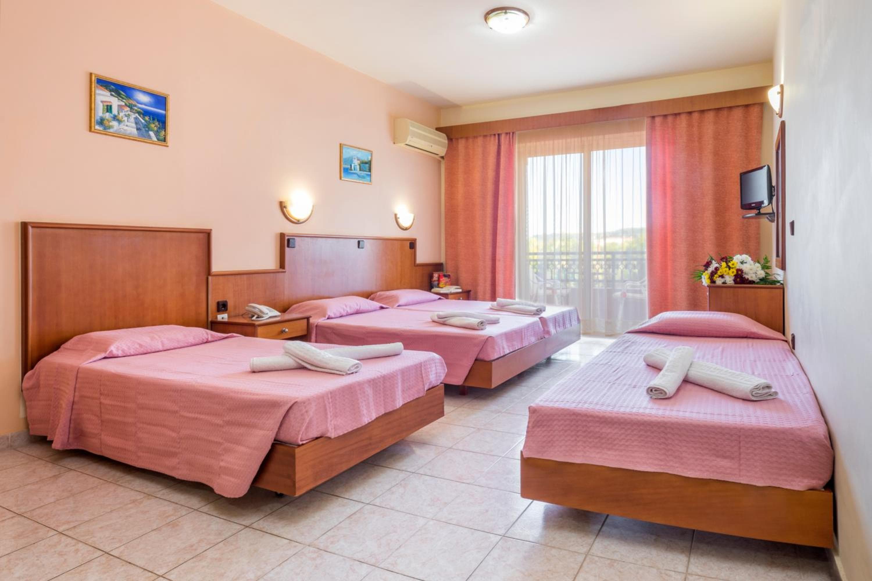 Alea Hotel Apartments, Ialyssos, photo 2
