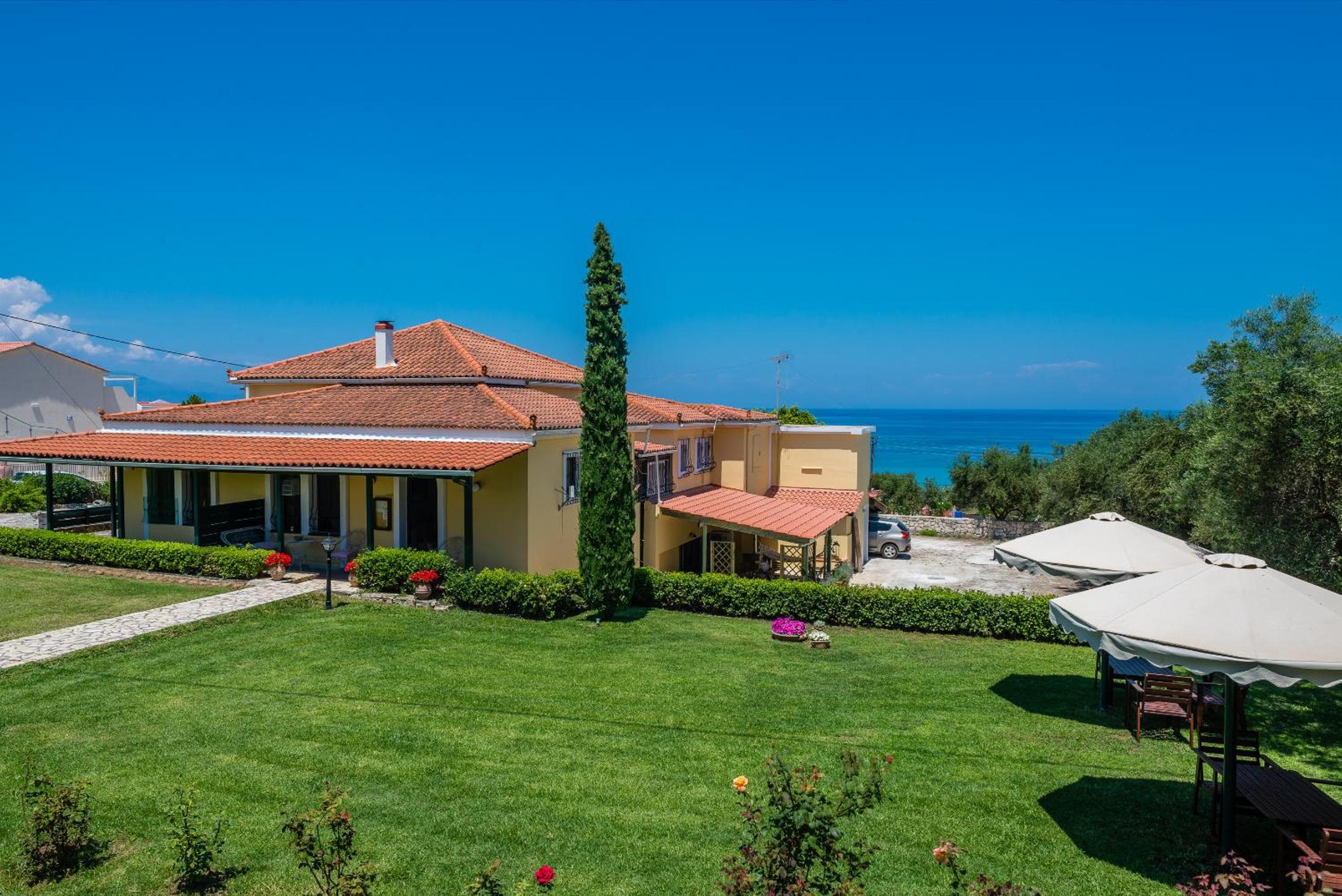 Amboula Beach Apartments, Tragaki