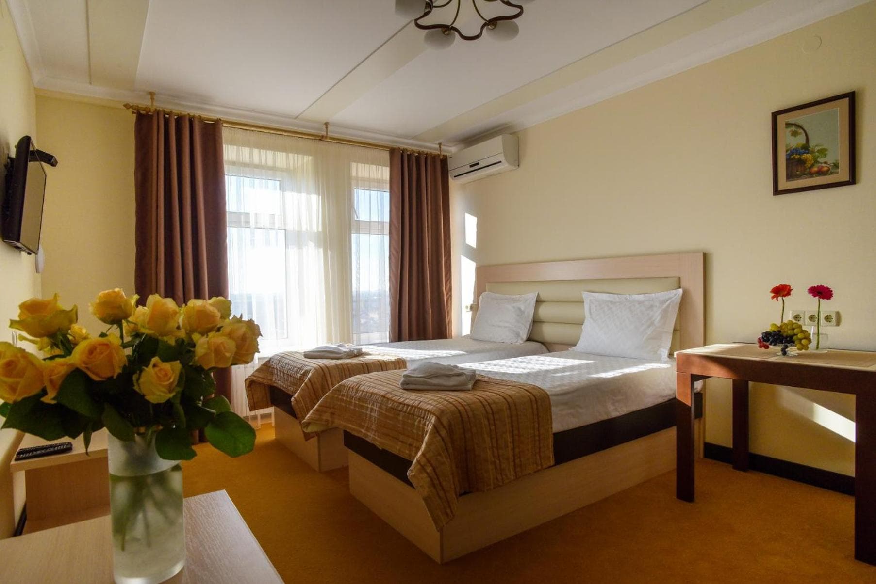ApartHotel on Klinichna st. (1st entrance), Kyiv, photo 2
