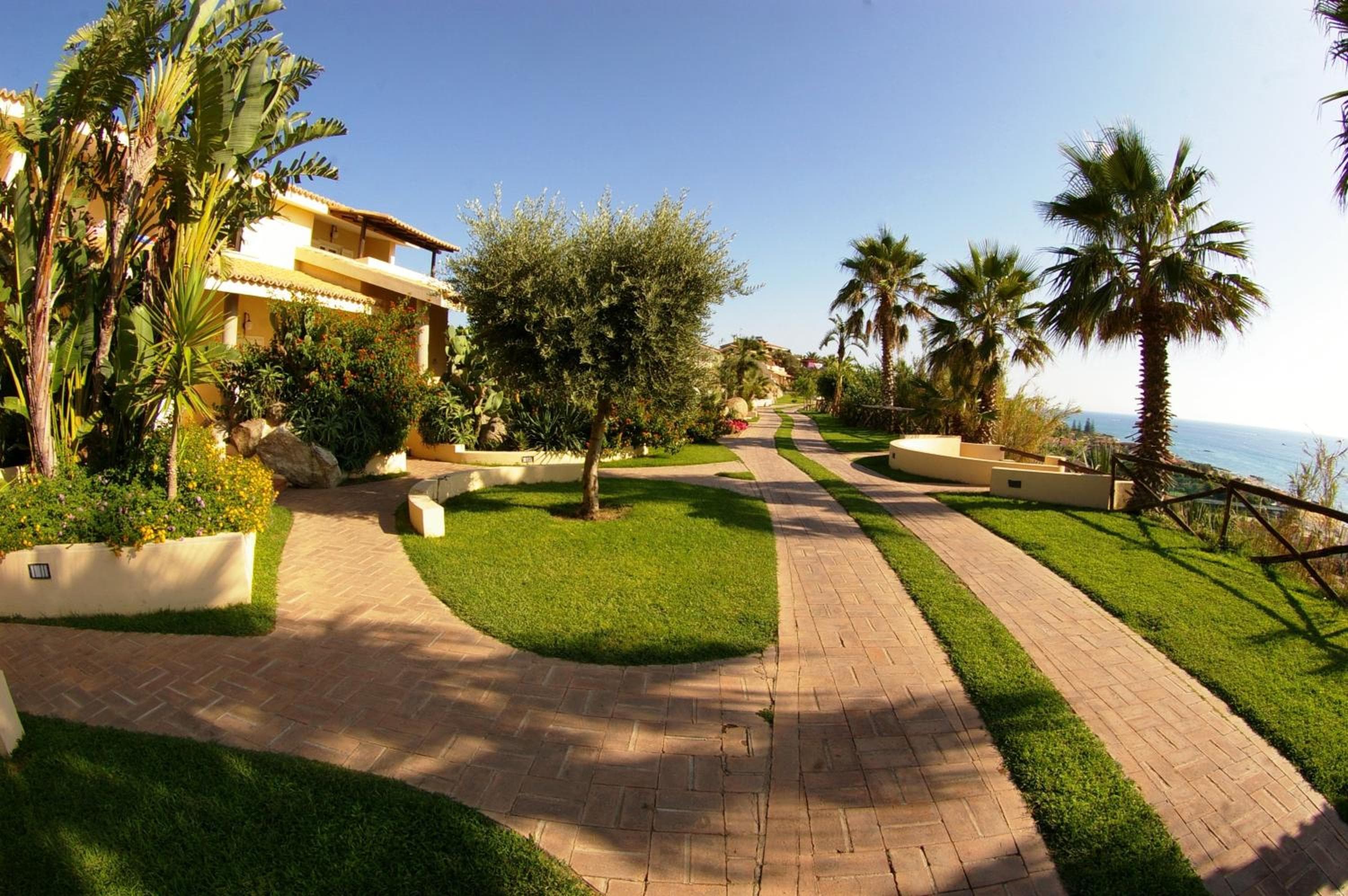 Hotel Villaggio Cala Di Volpe, Capo Vaticano, photo 4