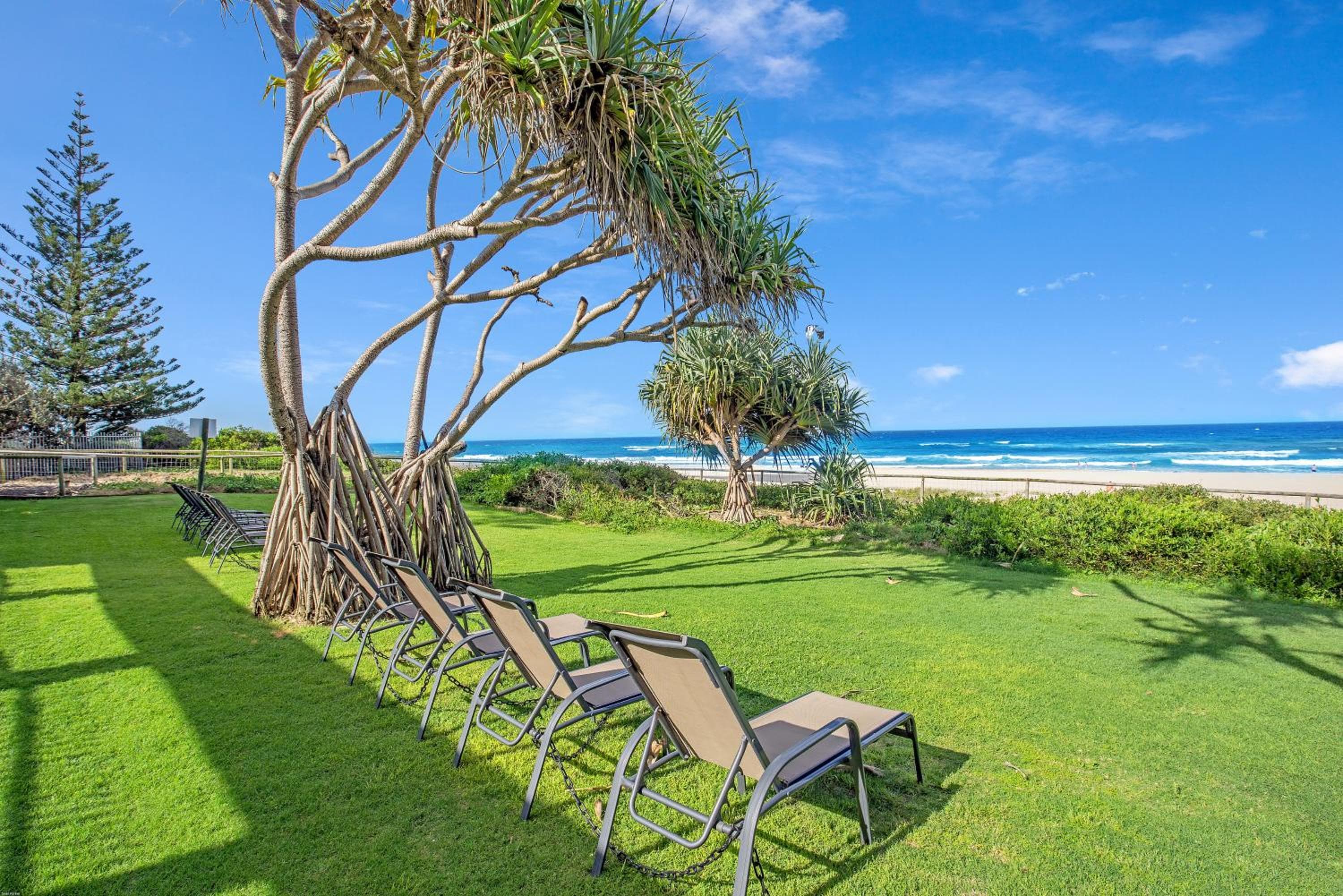 Surfers Aquarius on the Beach, Gold Coast, photo 4