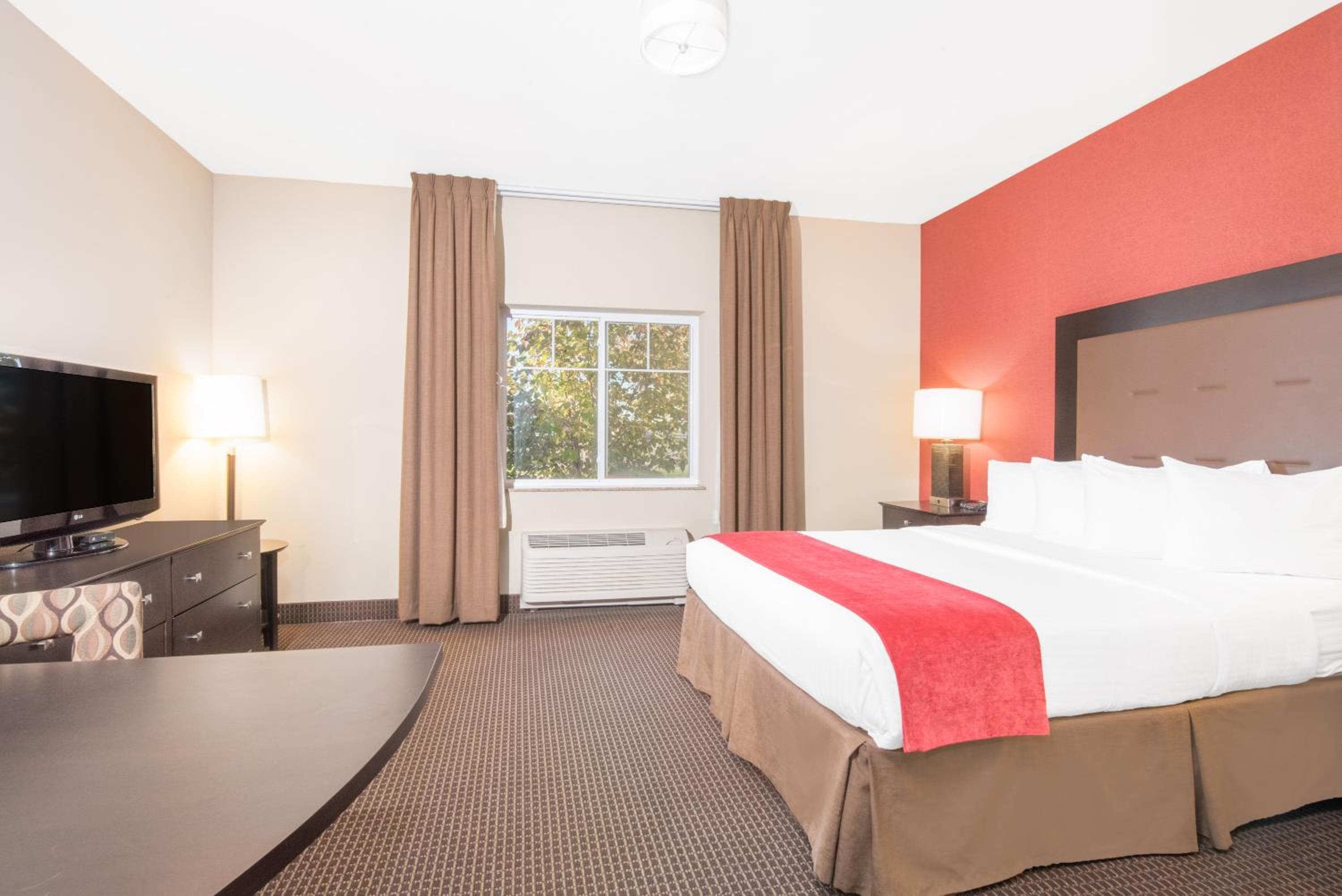 Hawthorn Suites by Wyndham Williston, Williston, photo 5