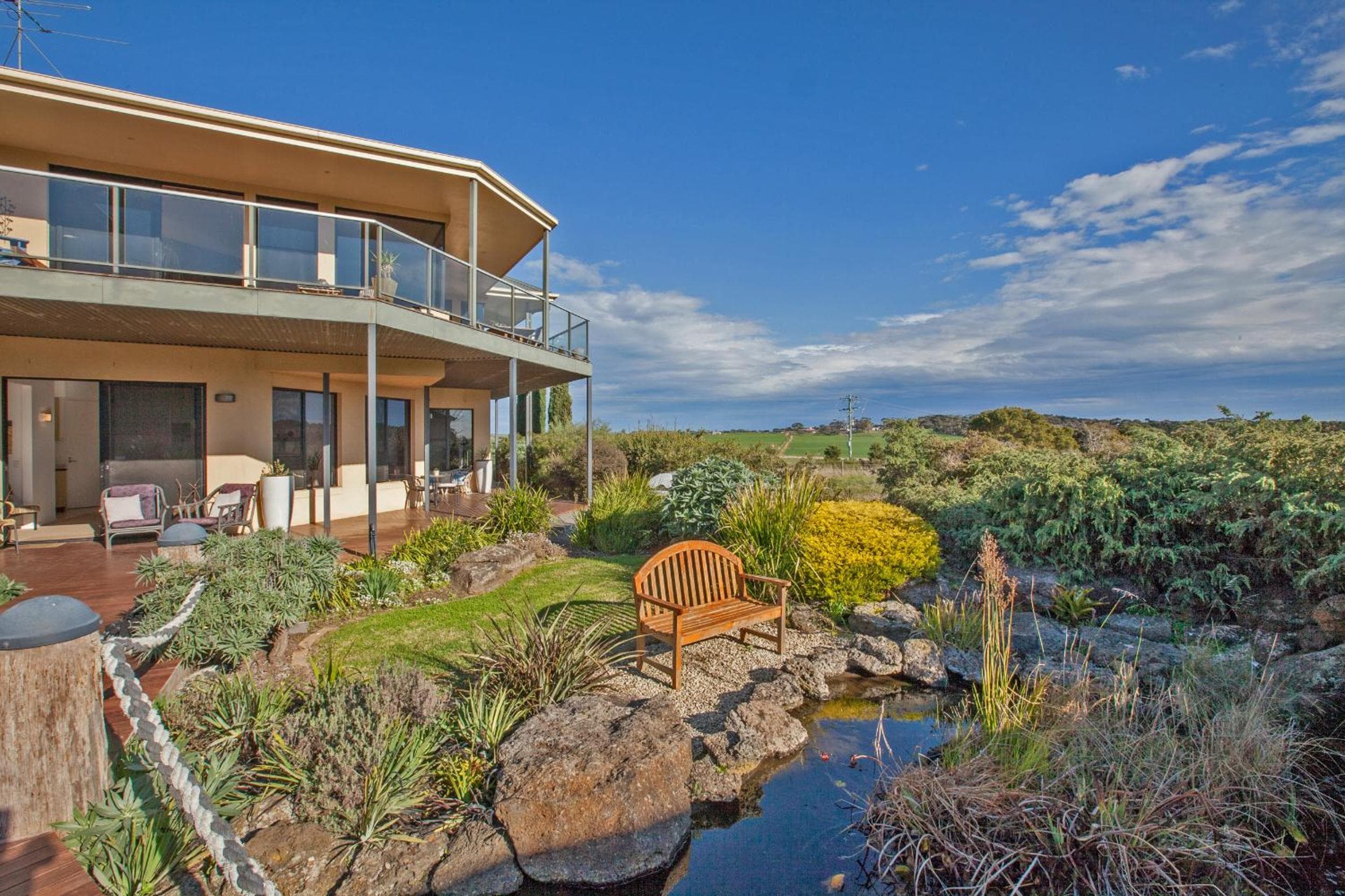 Hilltop Apartments Phillip Island, Cowes