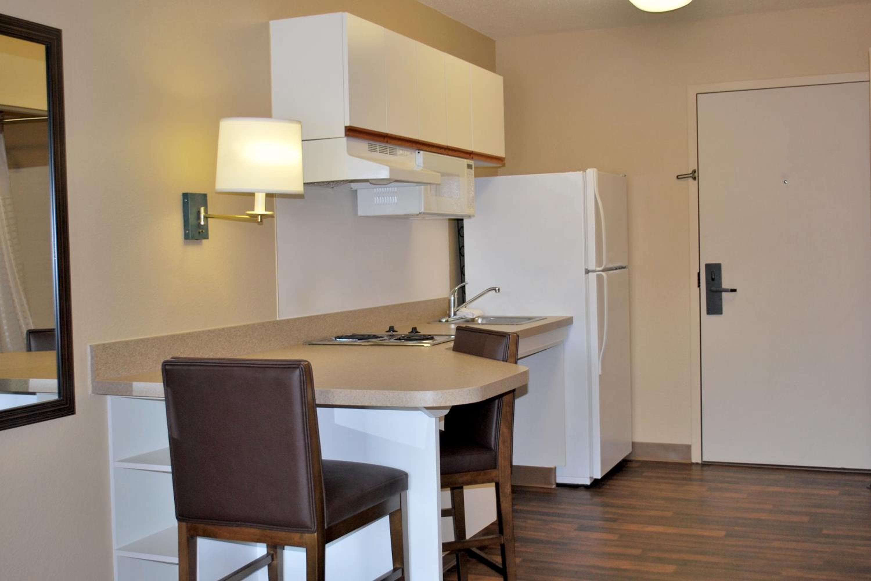 Hawthorn Extended Stay by Wyndham DFW Airport North, Irving, photo 4