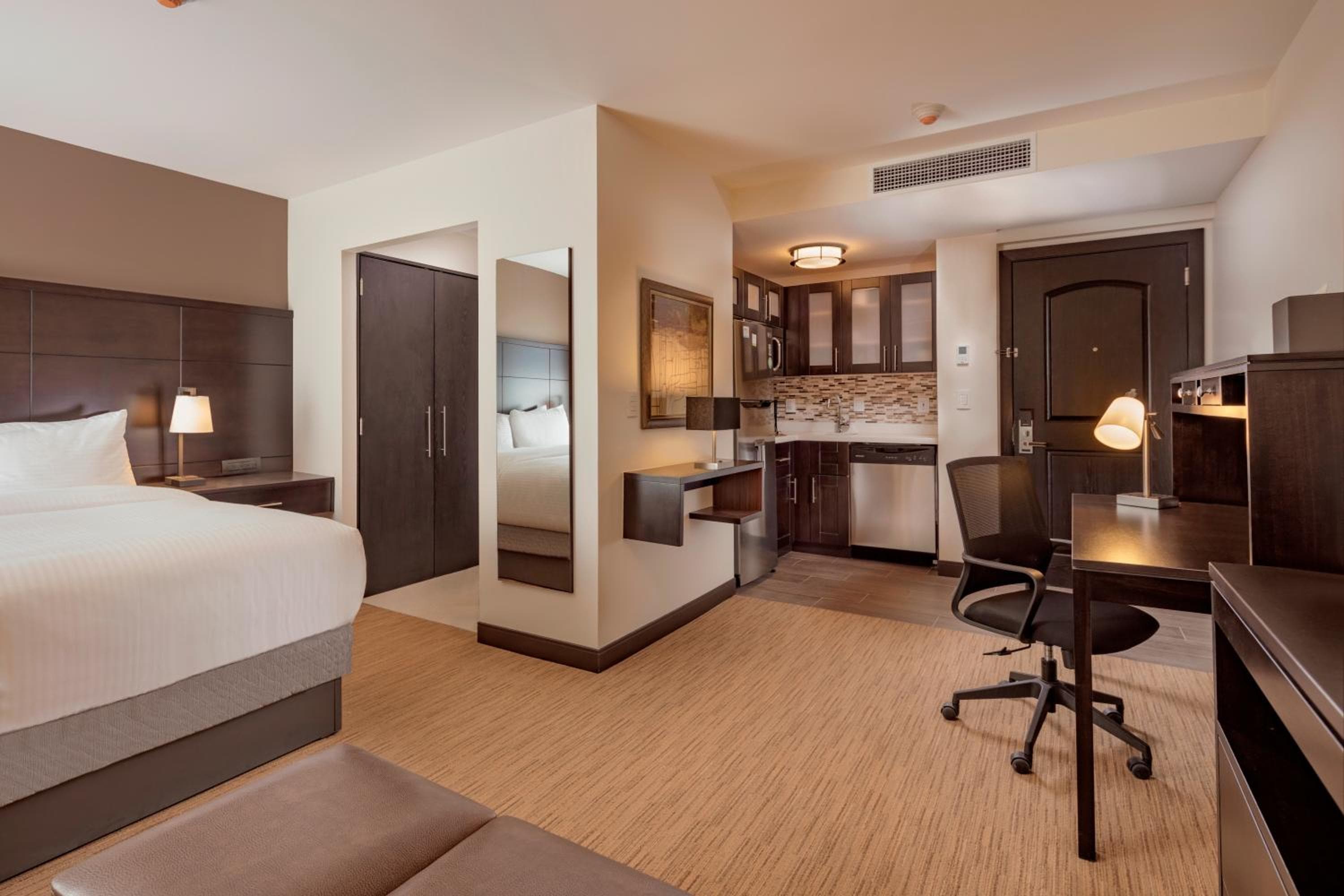 Staybridge Suites - Irapuato by IHG, Irapuato, photo 5