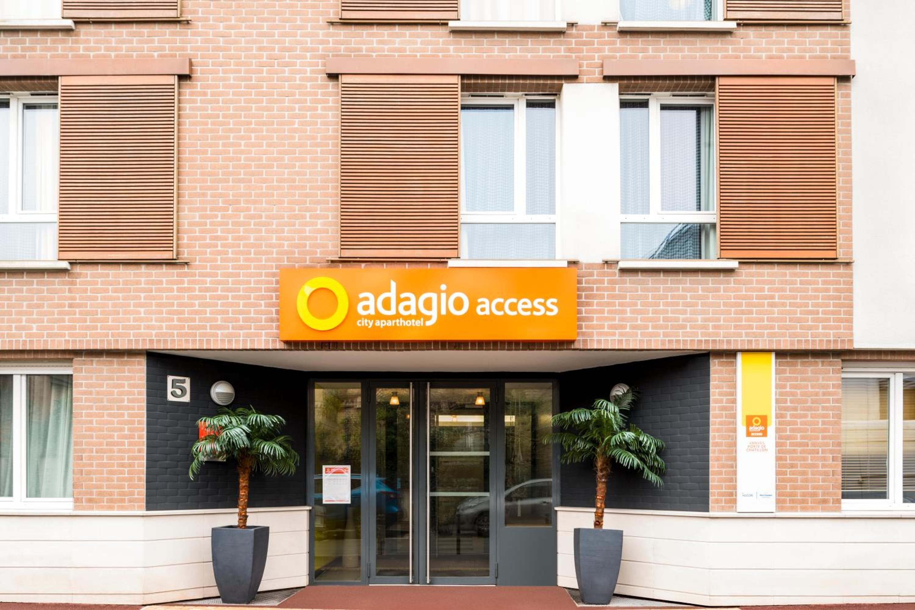 Aparthotel Adagio Access Paris Vanves - Porte de Châtillon, Vanves