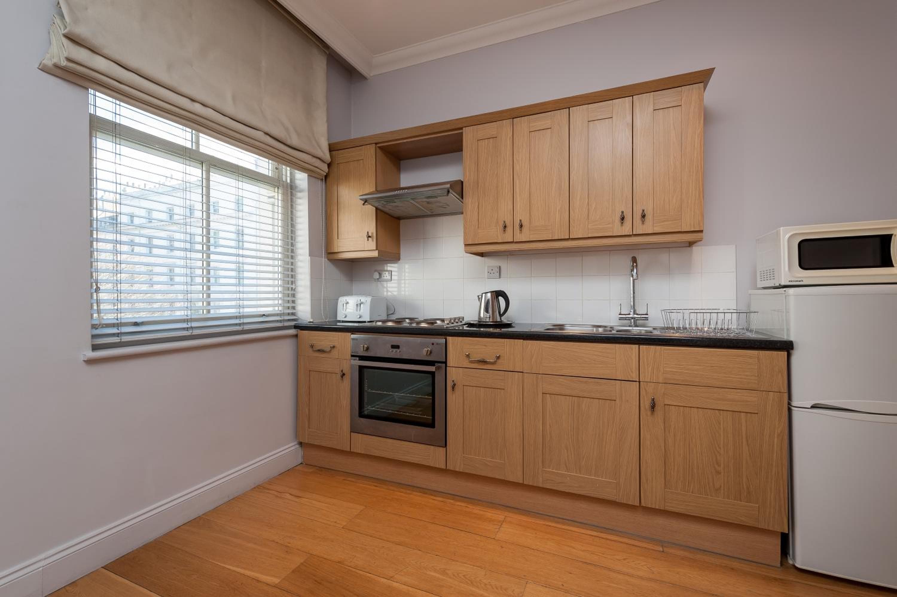 12 London Street Apartments, London, photo 3