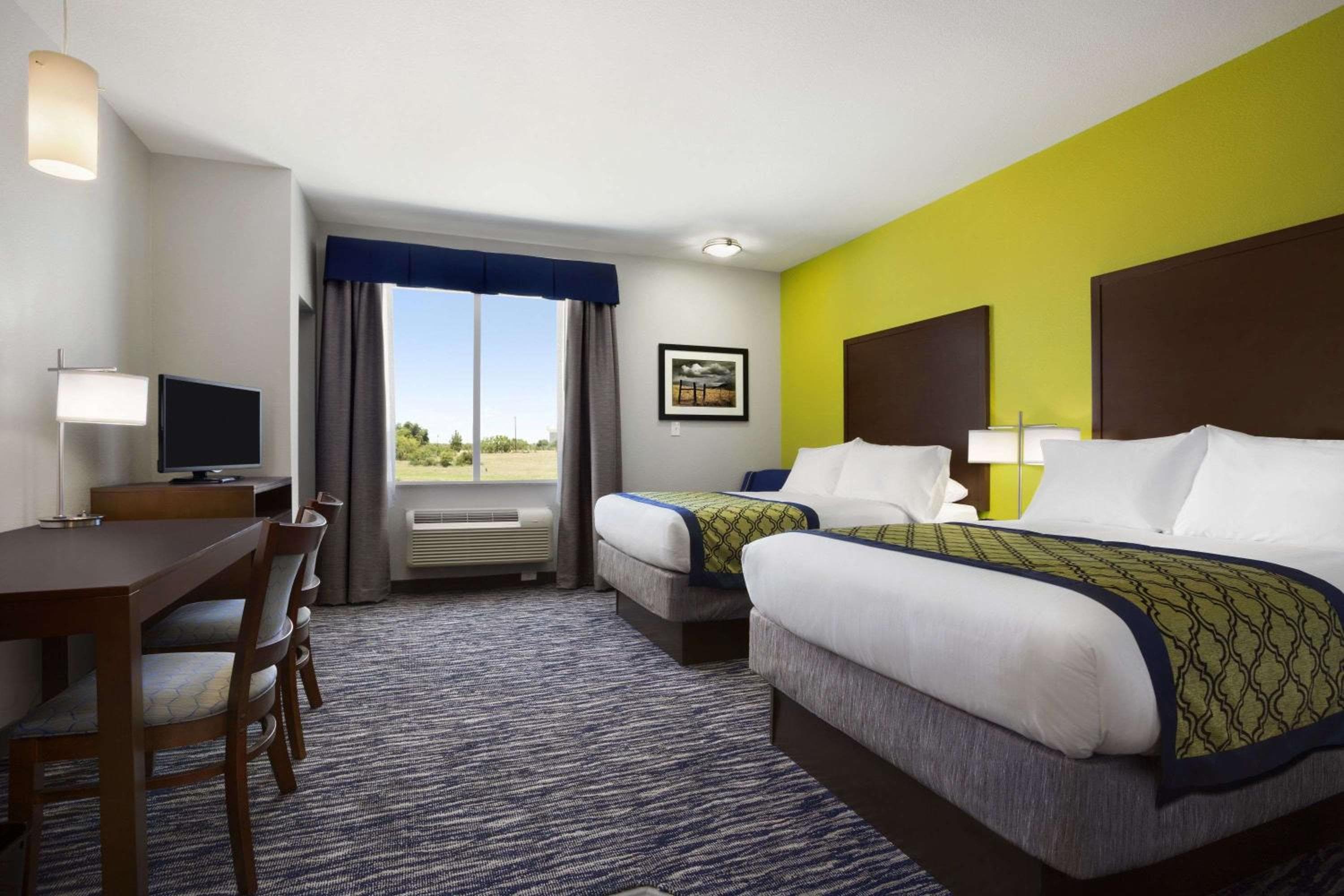 Hawthorn Suites by Wyndham San Angelo, San Angelo, photo 6