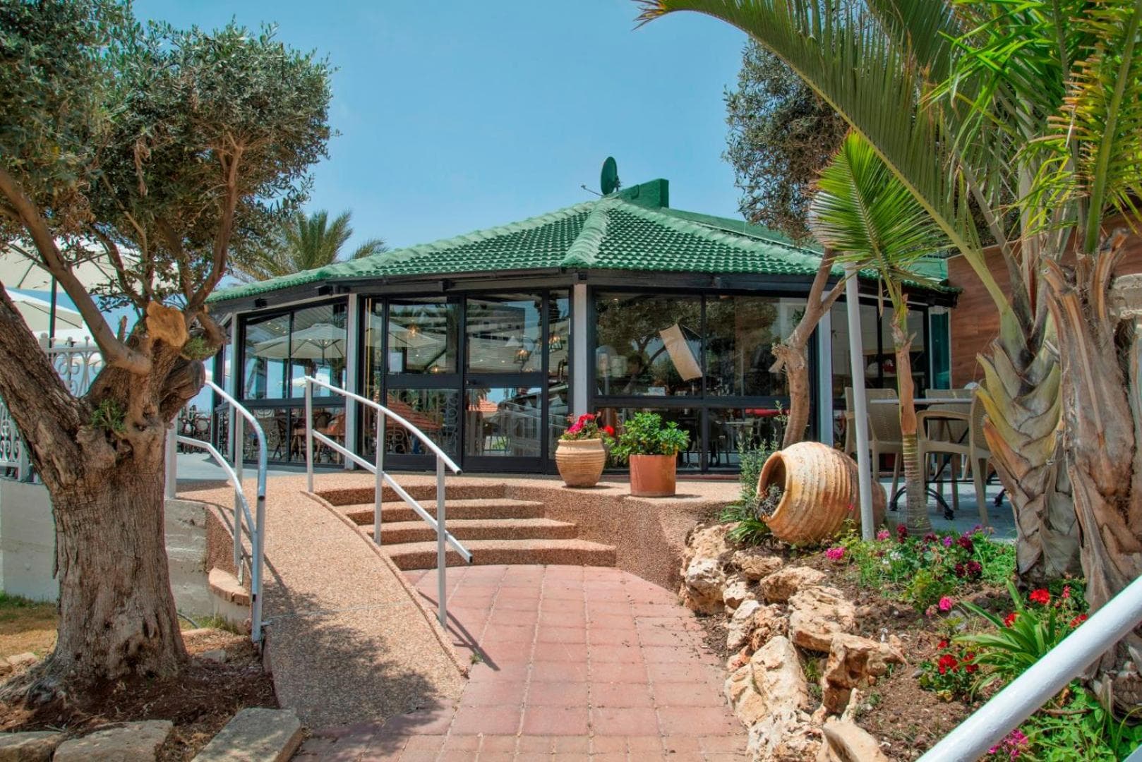 אבני החושן- Avnei Hoshen, Nahariyya, photo 3