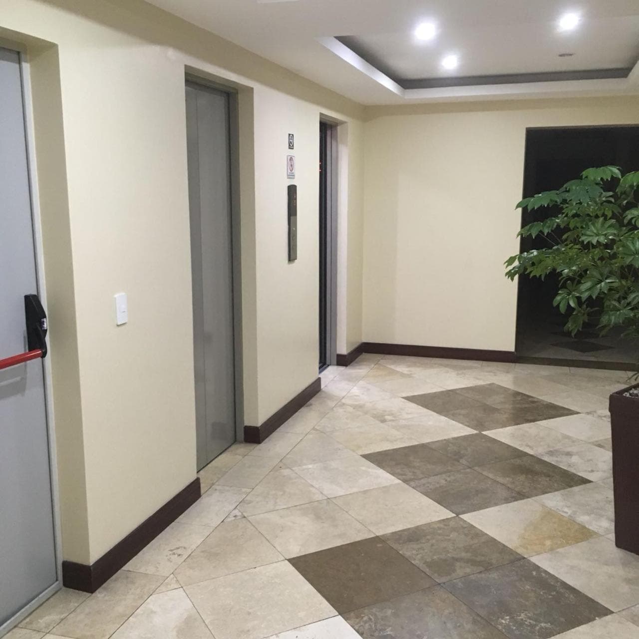 Suites Parque Real, Quito, photo 3