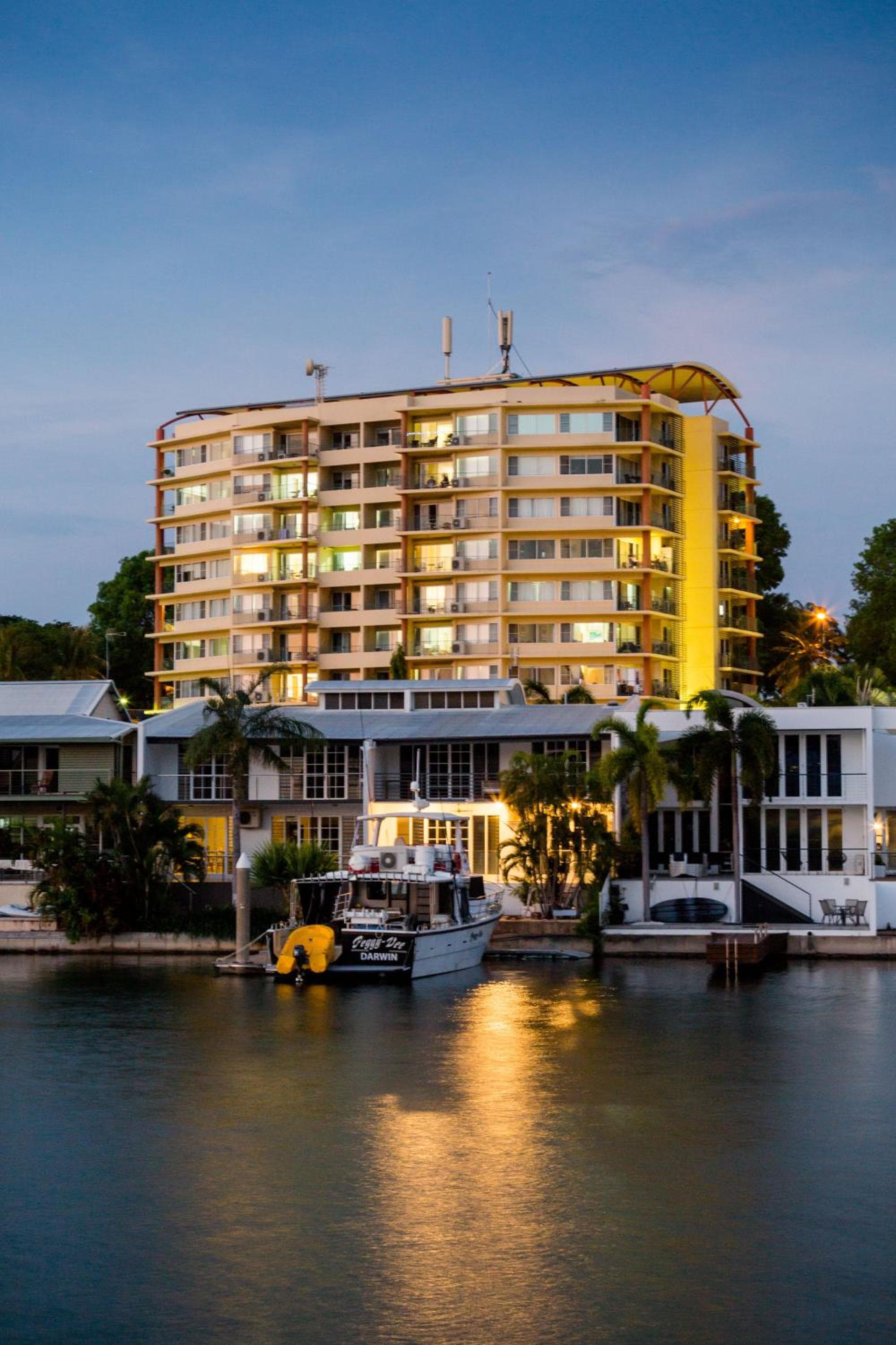 Cullen Bay Resorts, Darwin