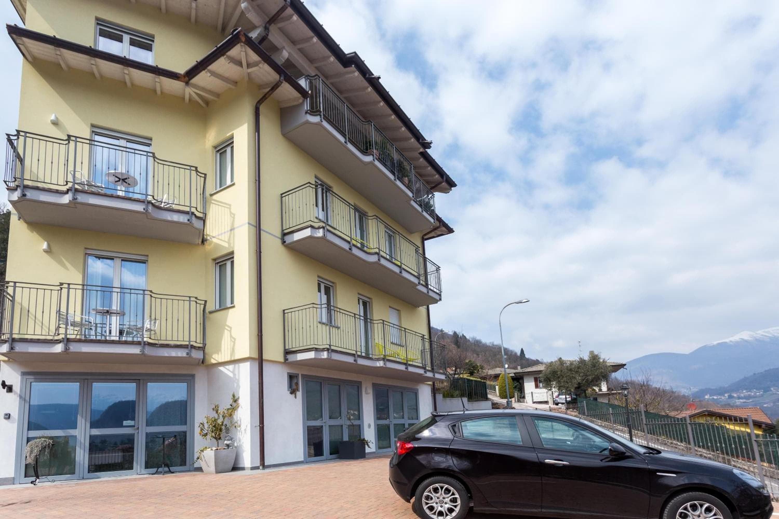 Minerva Residence, Lavena Ponte Tresa