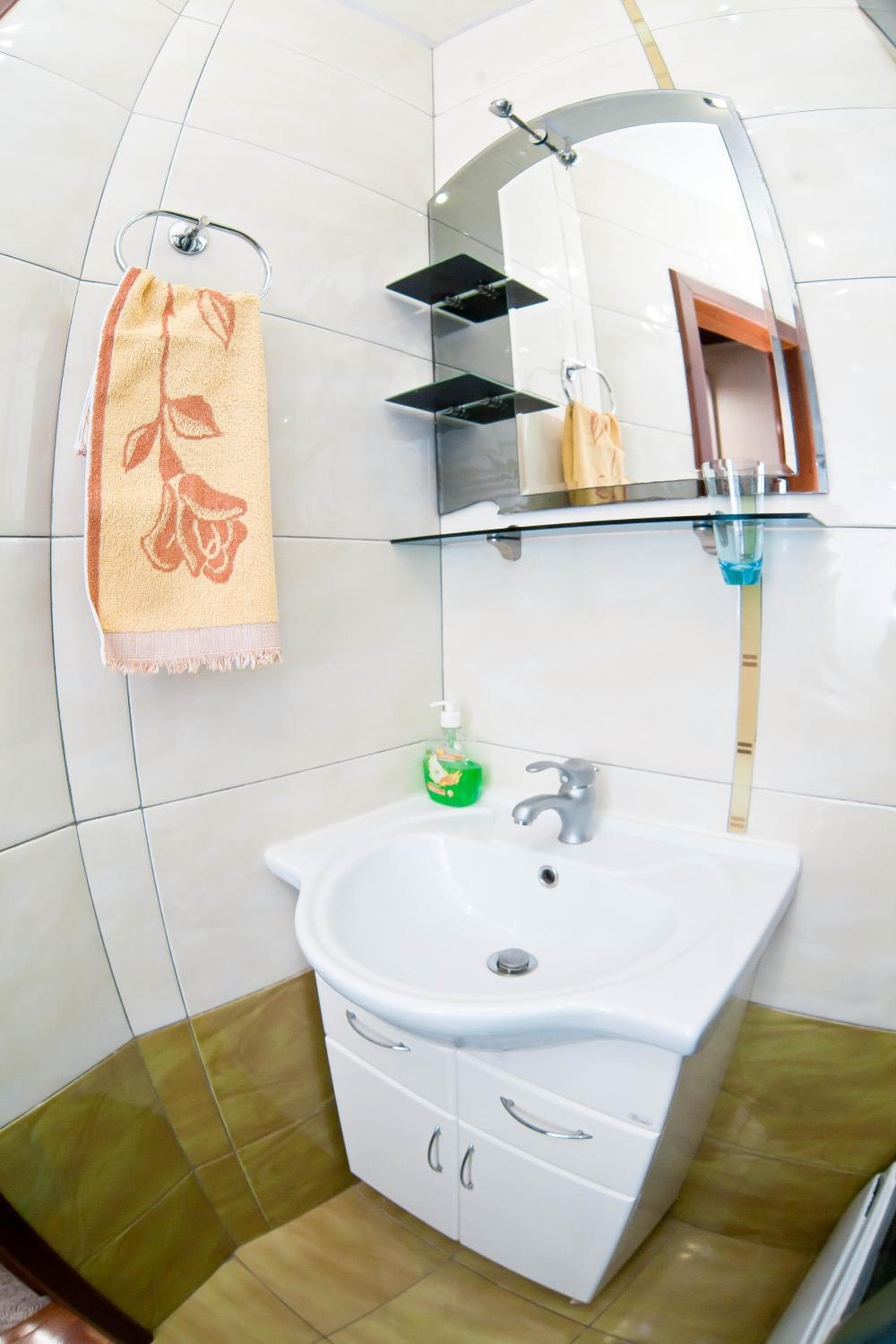 затишна квартирка, Kremenchuk, photo 2