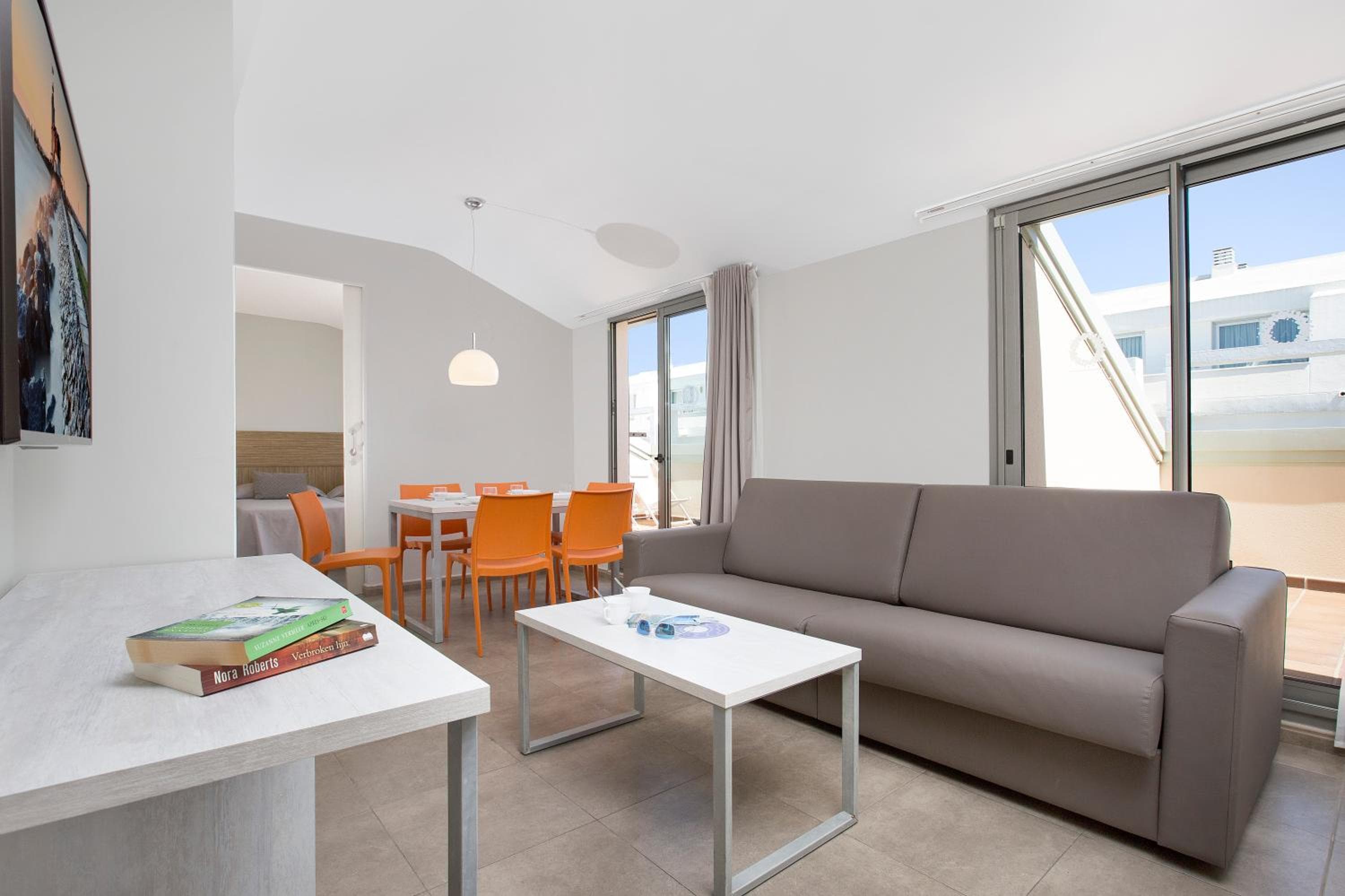 Aparthotel Odissea Park, Santa Susanna, photo 2