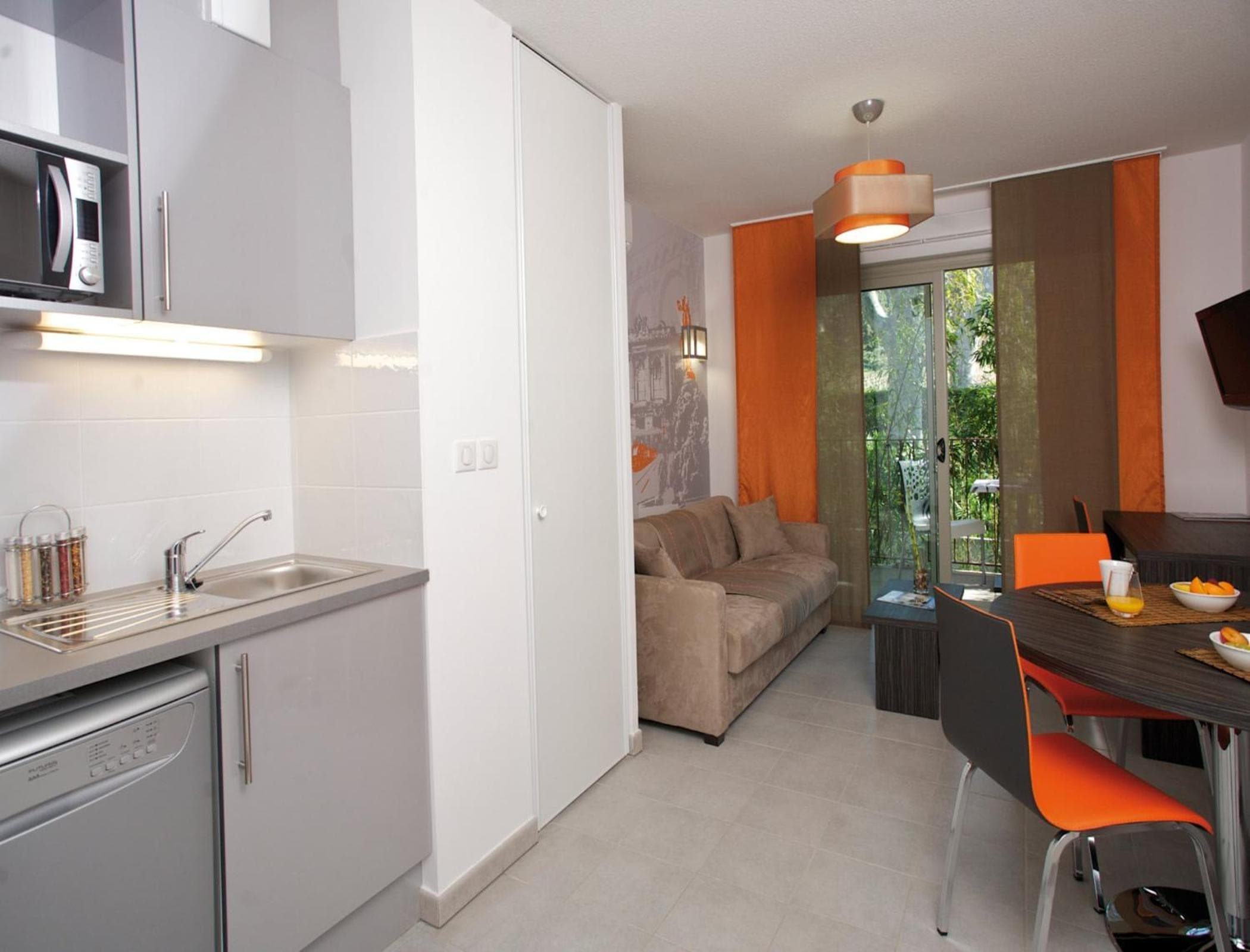 Lagrange Aparthotel Montpellier Millénaire, Montpellier, photo 6